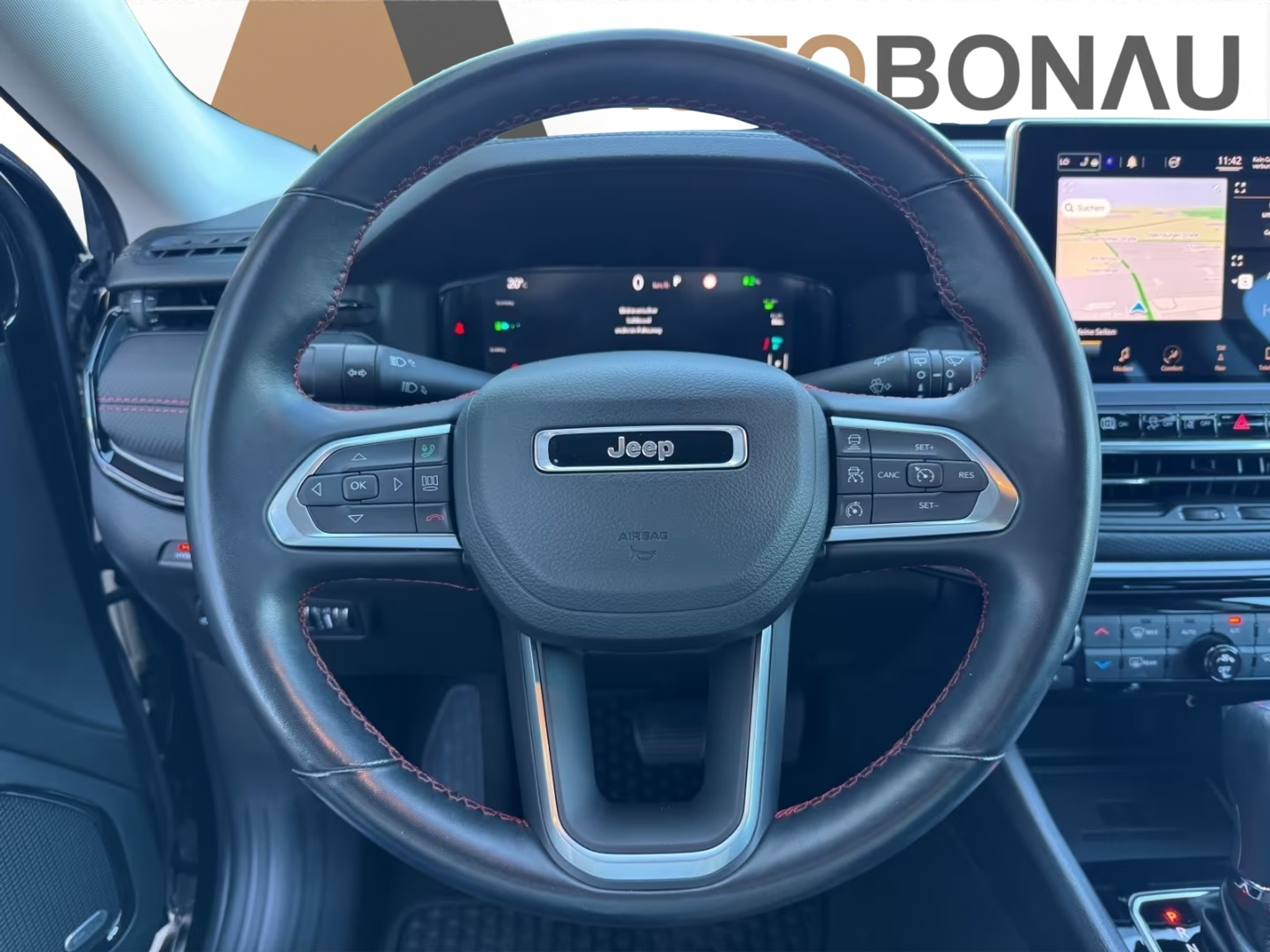 listing desktop thumbnail image 24