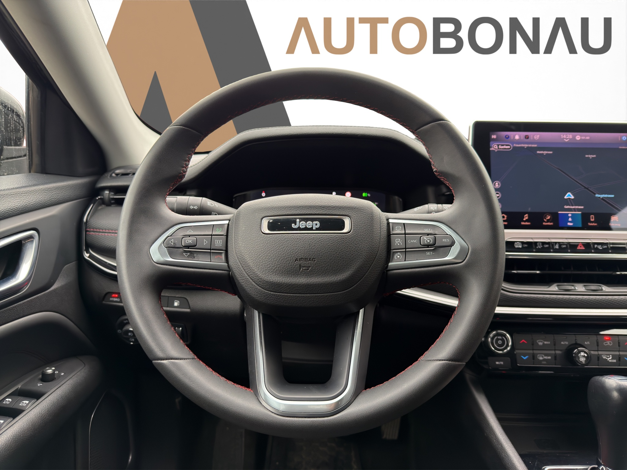 listing desktop thumbnail image 13