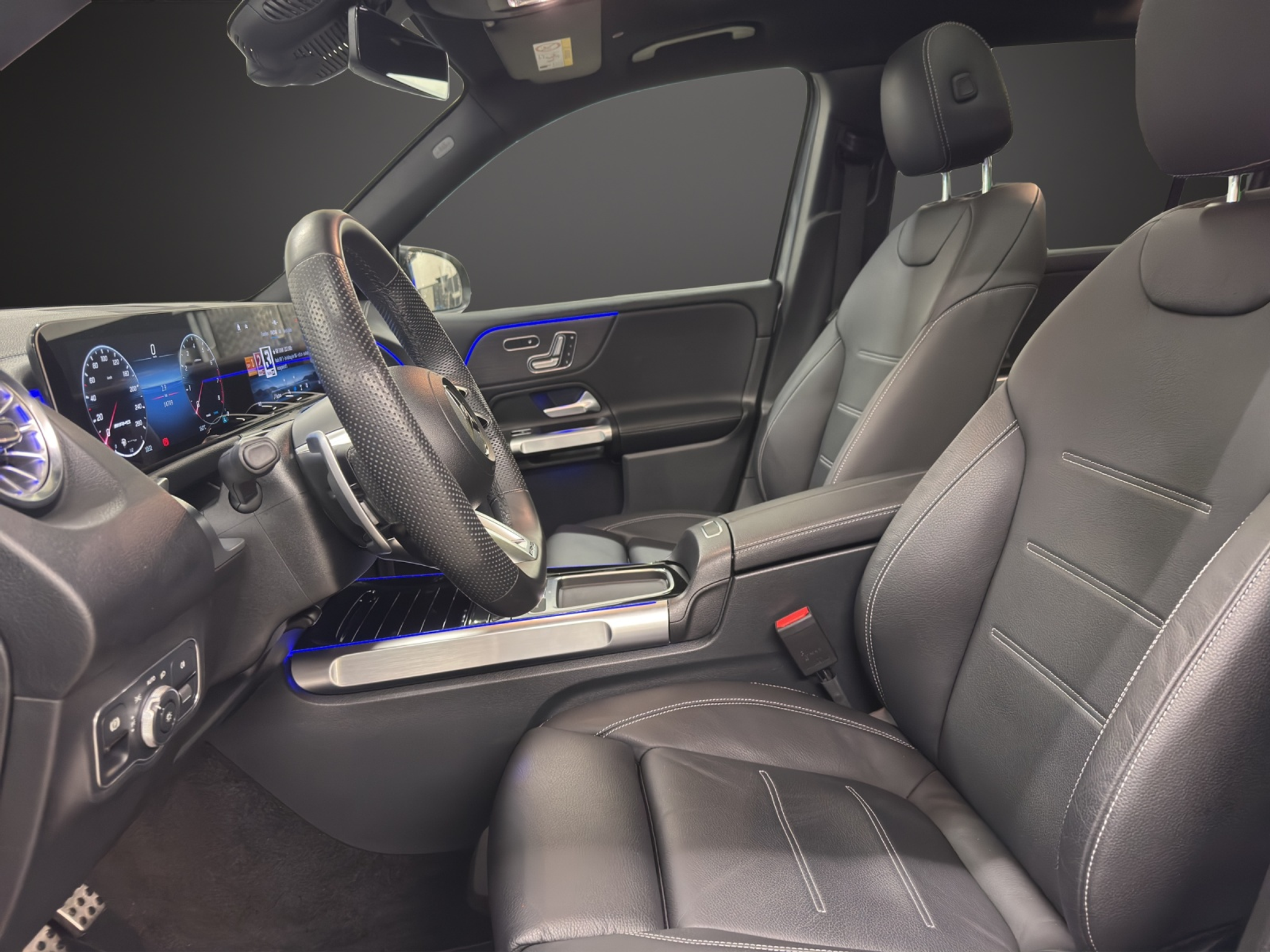 listing desktop thumbnail image 9