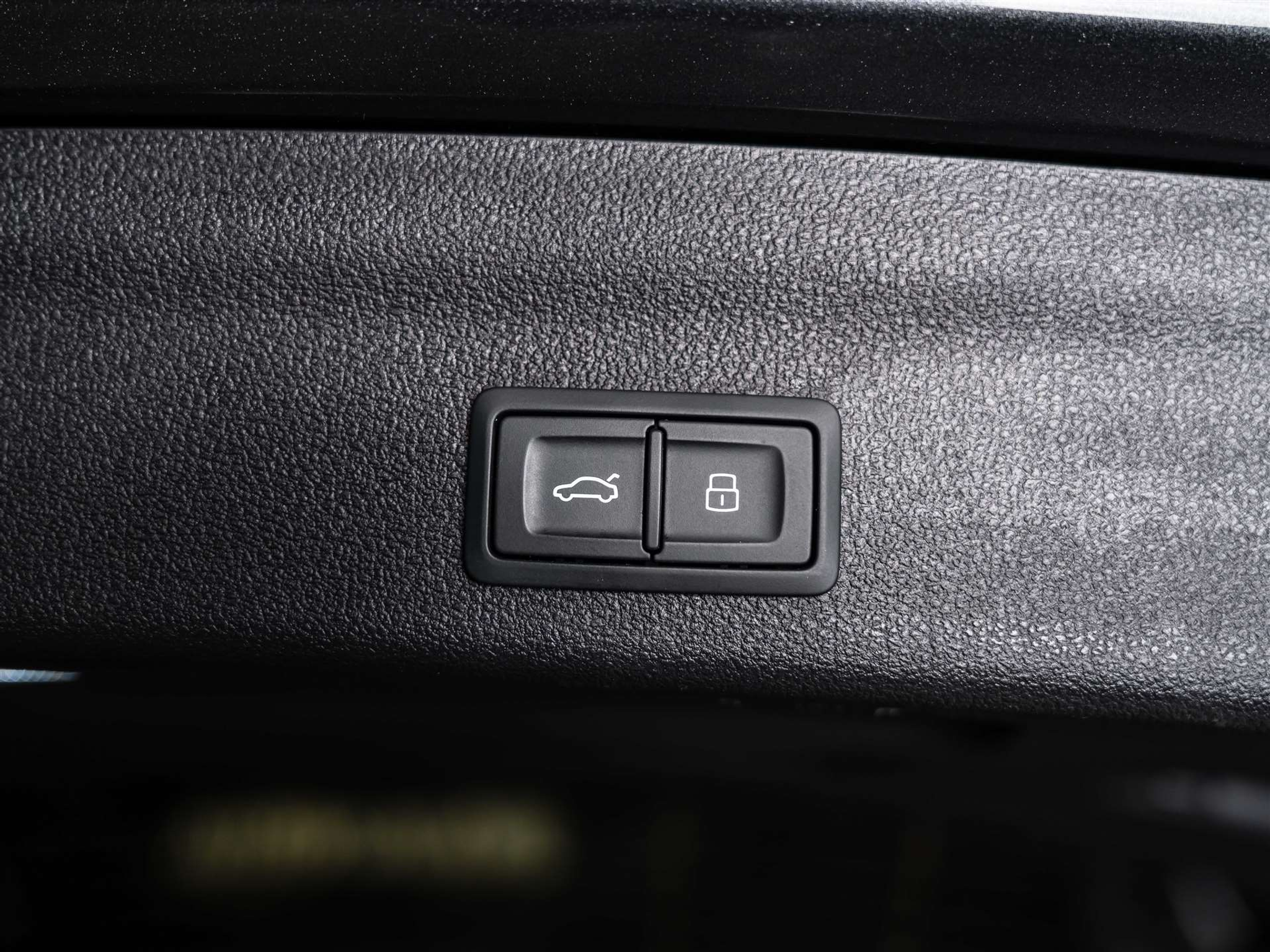 listing desktop thumbnail image 47