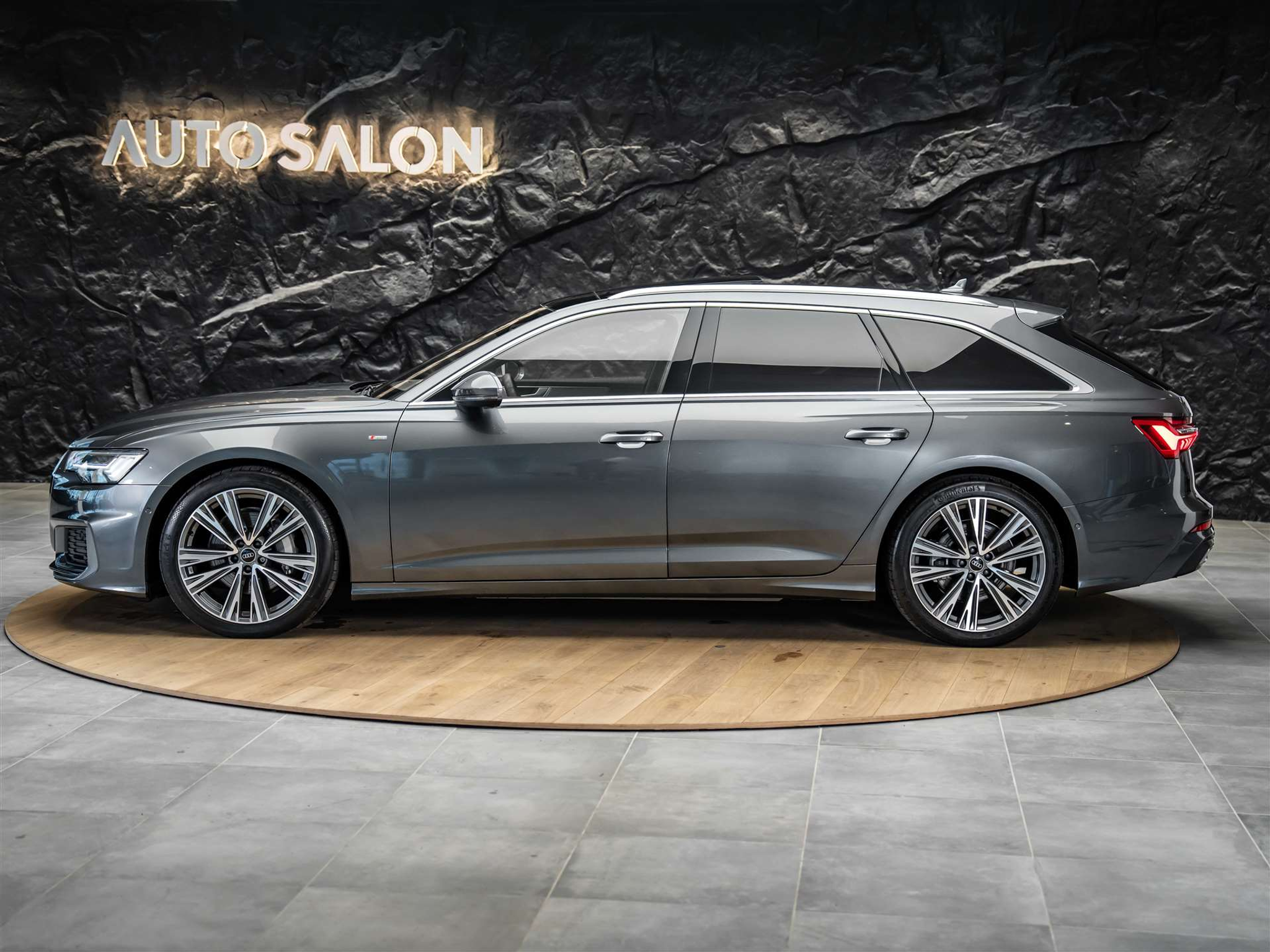 listing desktop thumbnail image 1