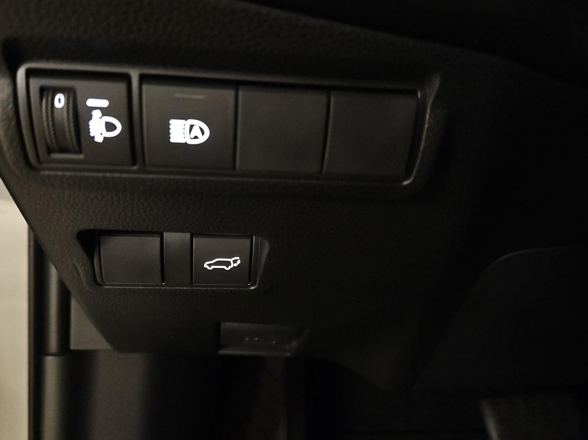 listing desktop thumbnail image 12