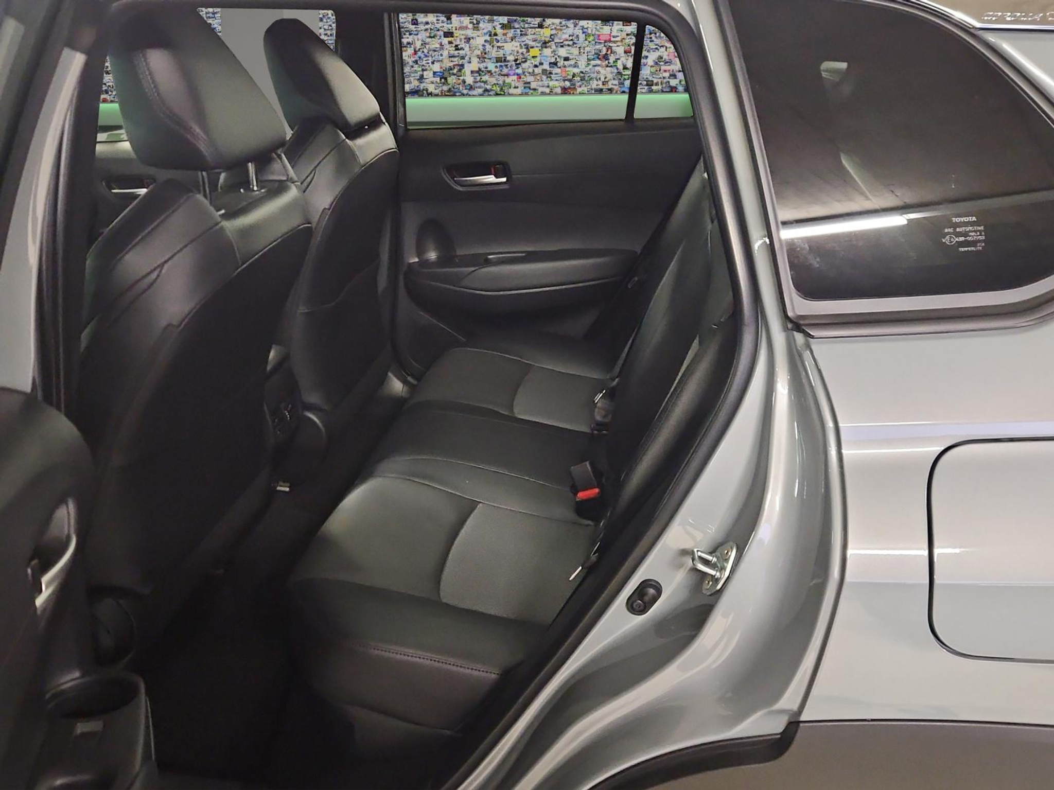 listing desktop thumbnail image 9