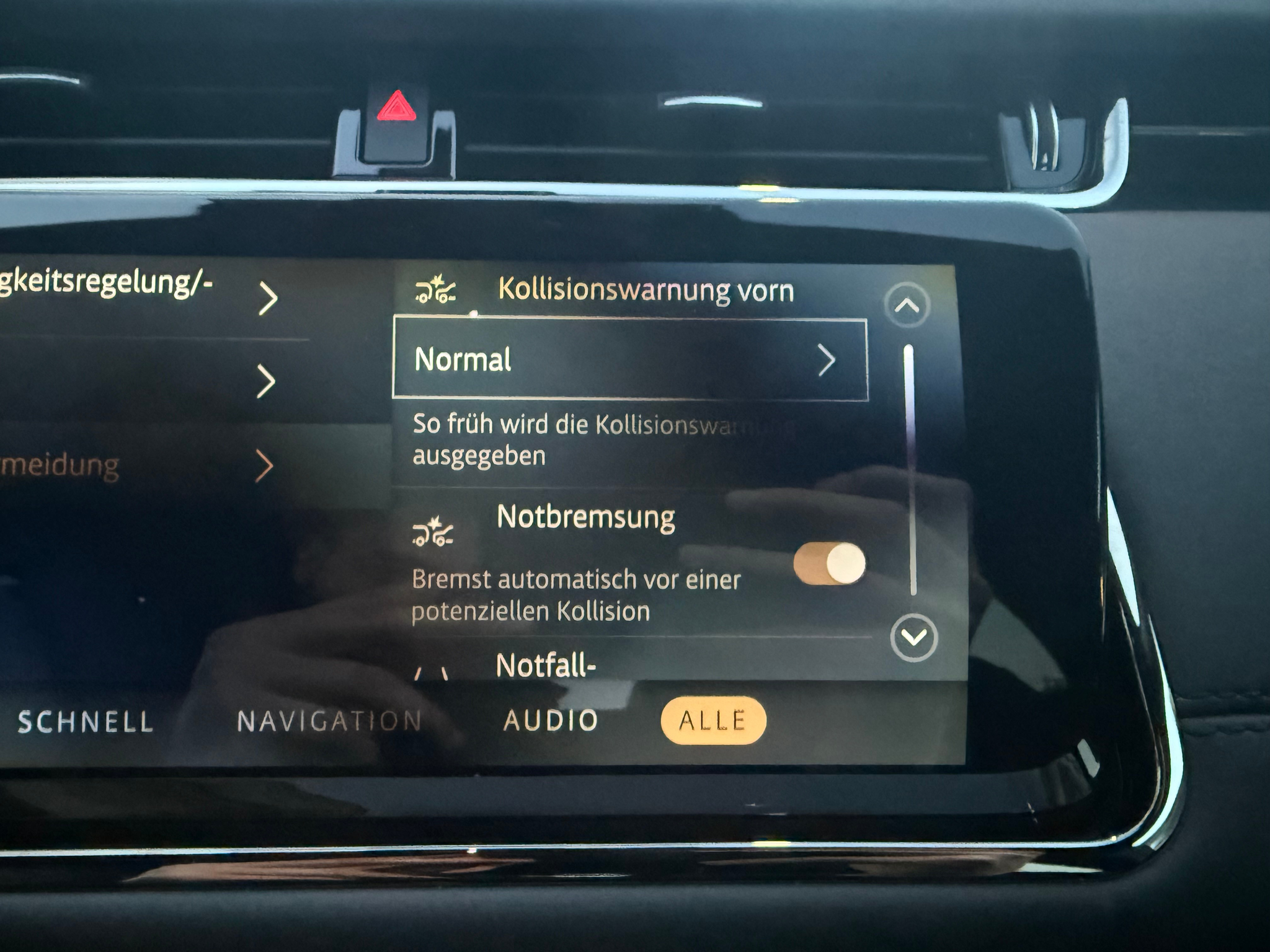 listing desktop thumbnail image 19