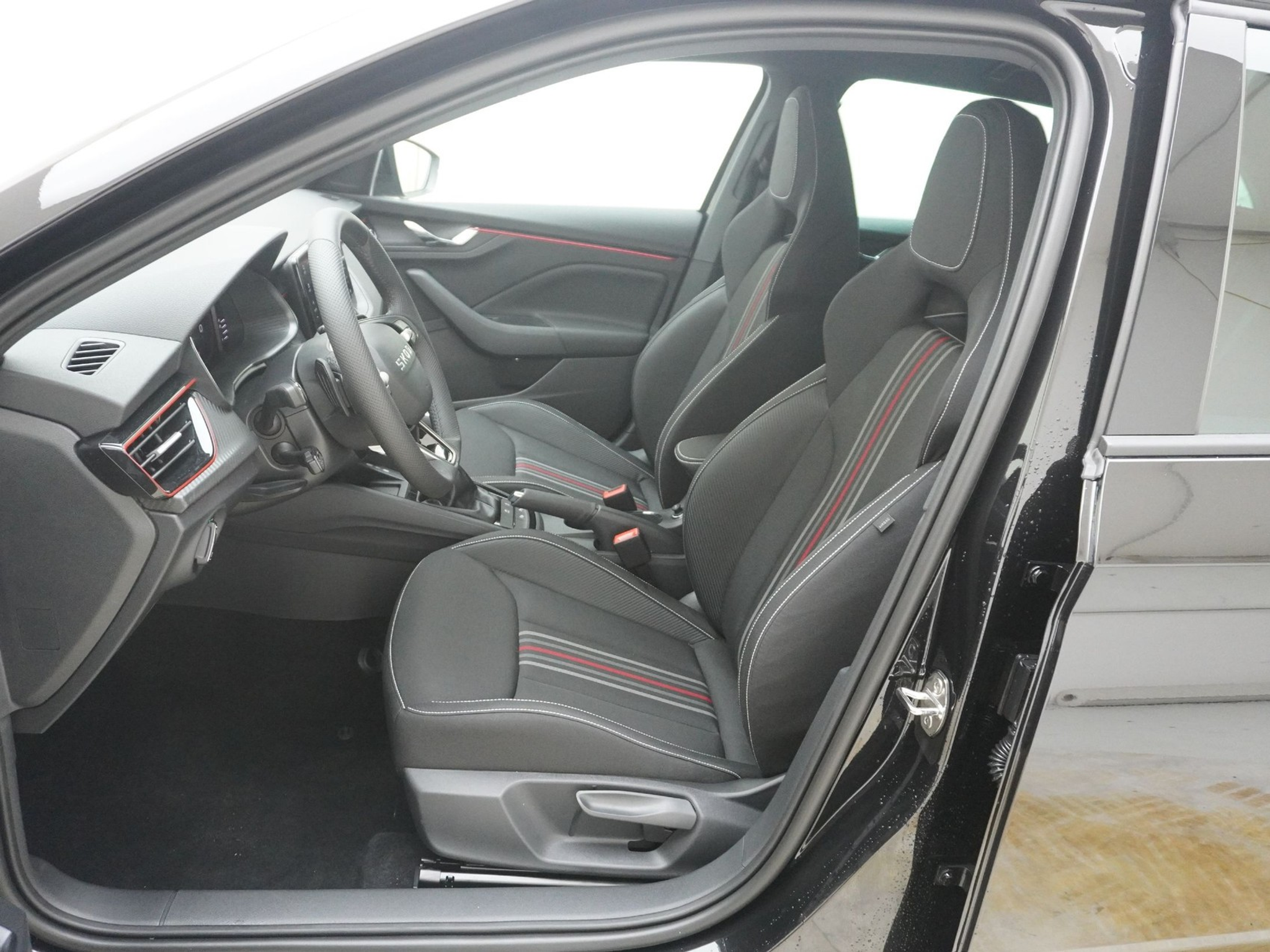 listing desktop thumbnail image 12