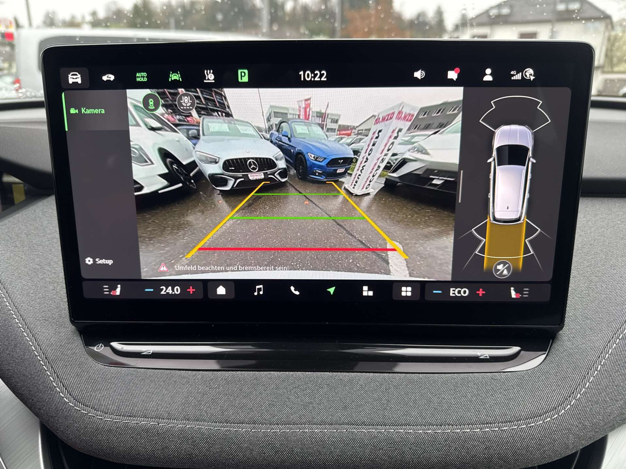 listing desktop thumbnail image 9