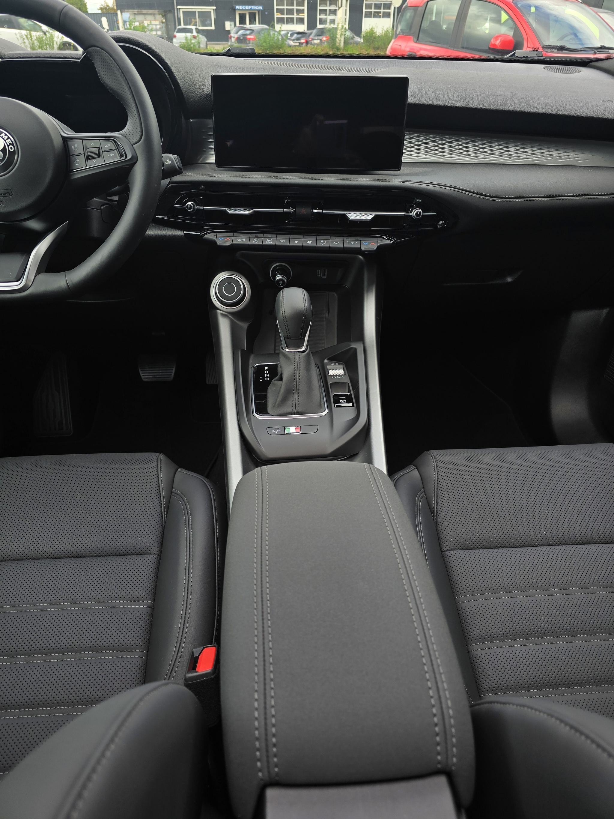 listing desktop thumbnail image 10