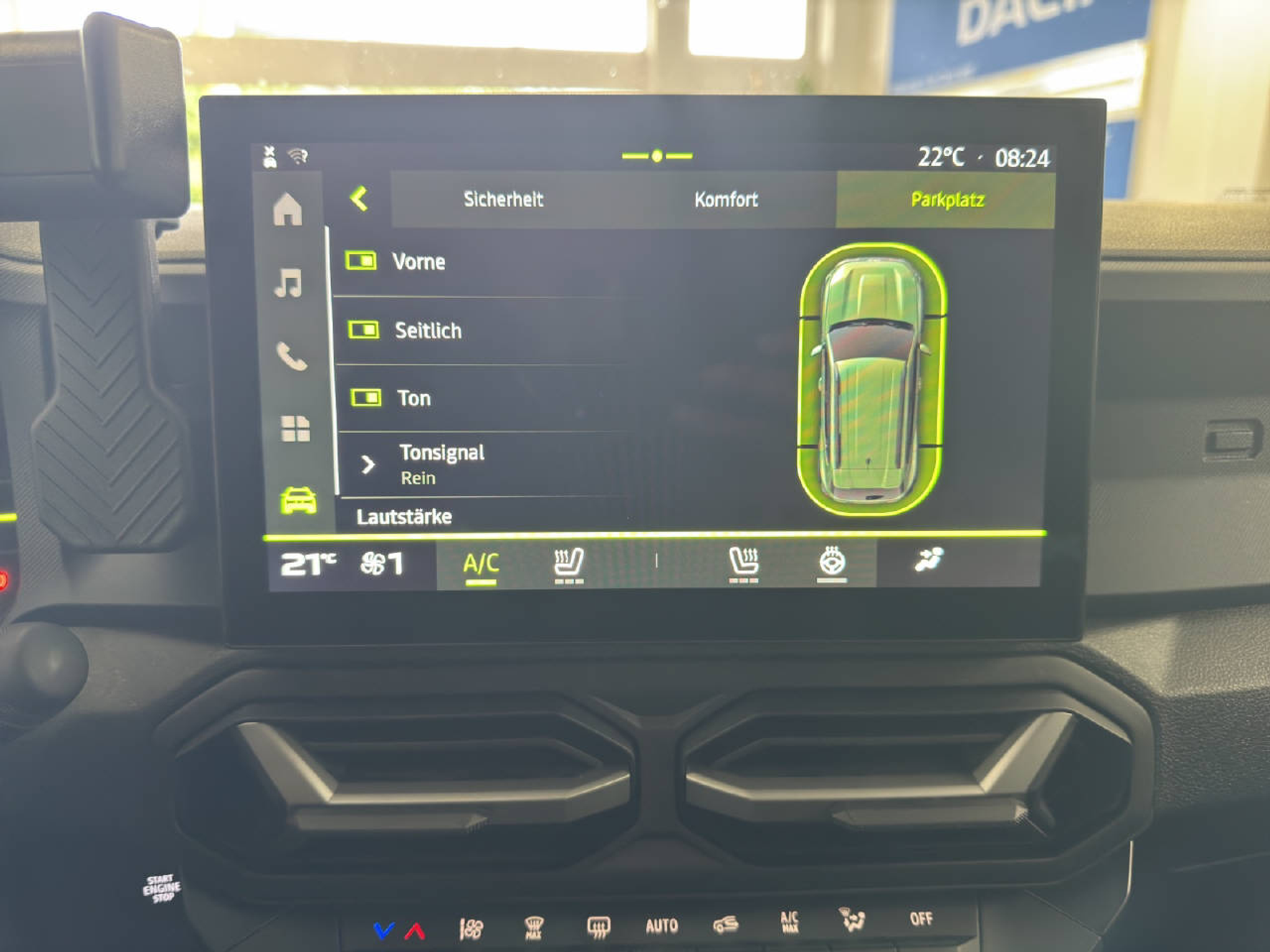 listing desktop thumbnail image 12