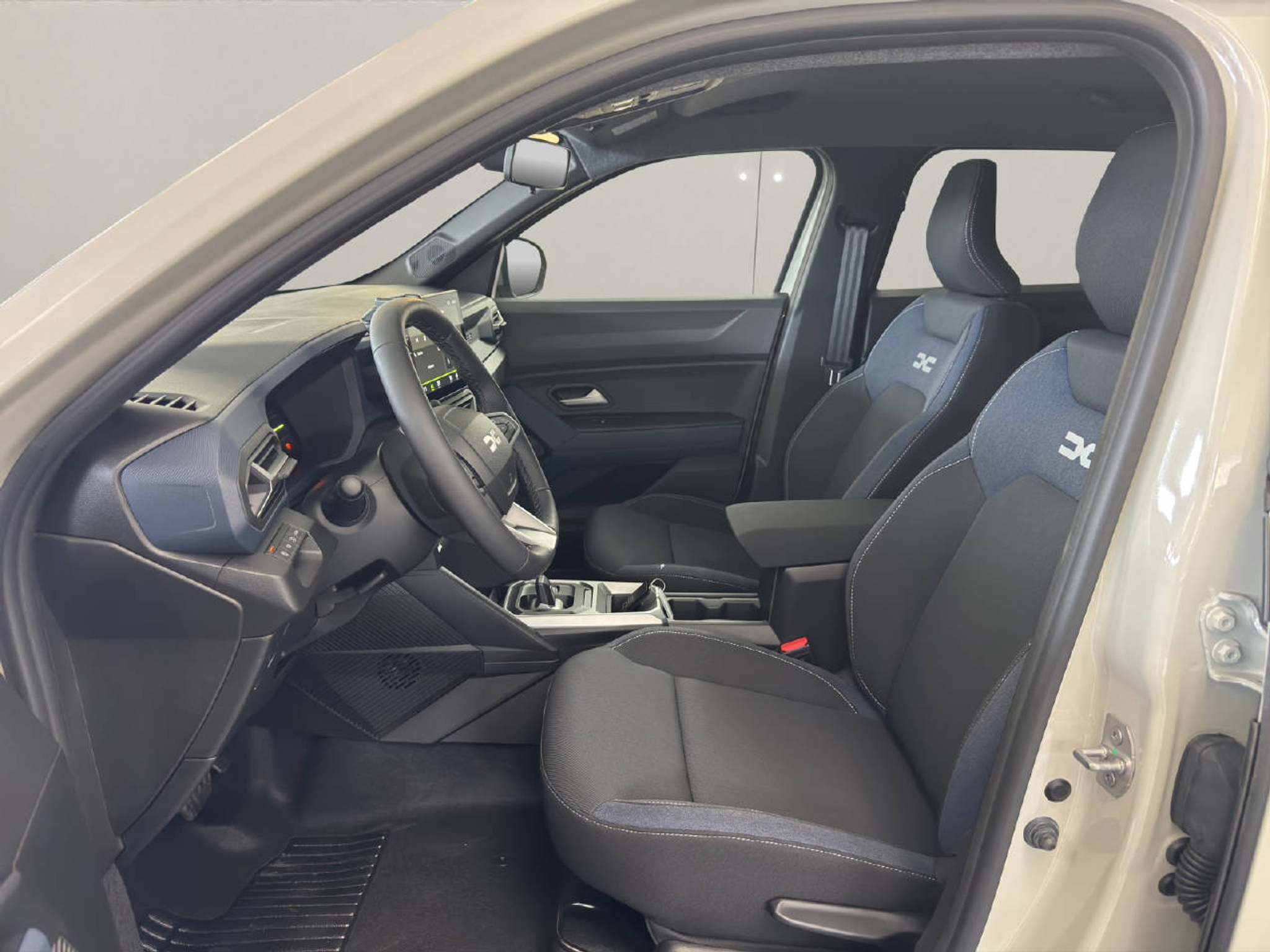 listing desktop thumbnail image 4