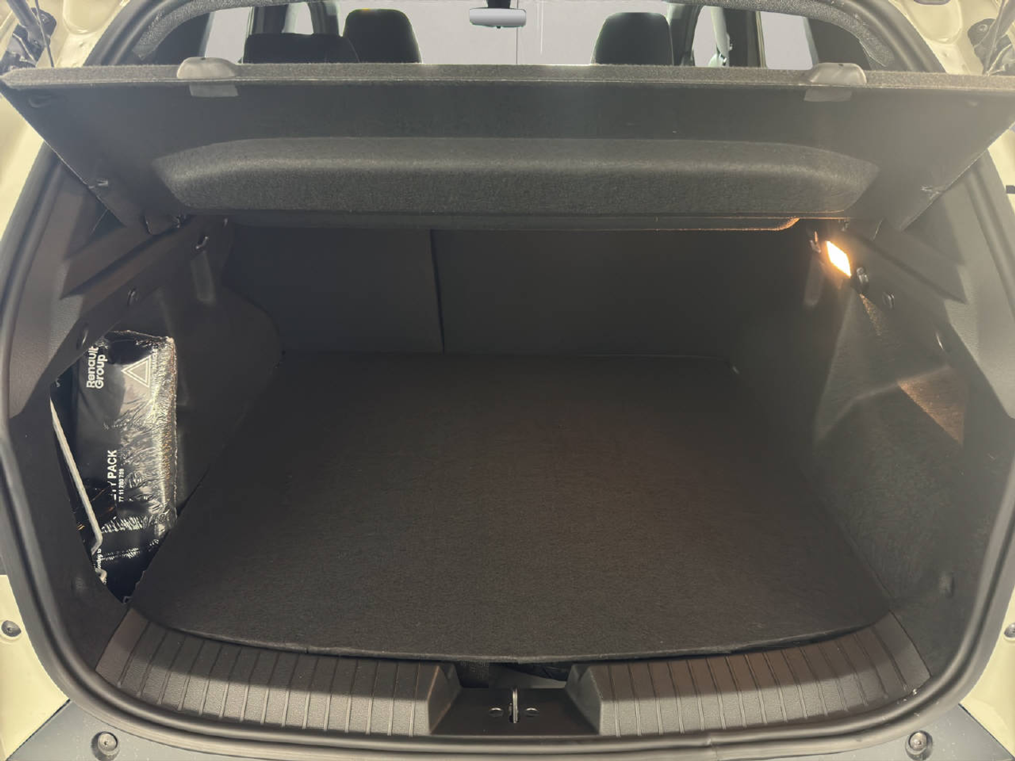 listing desktop thumbnail image 14