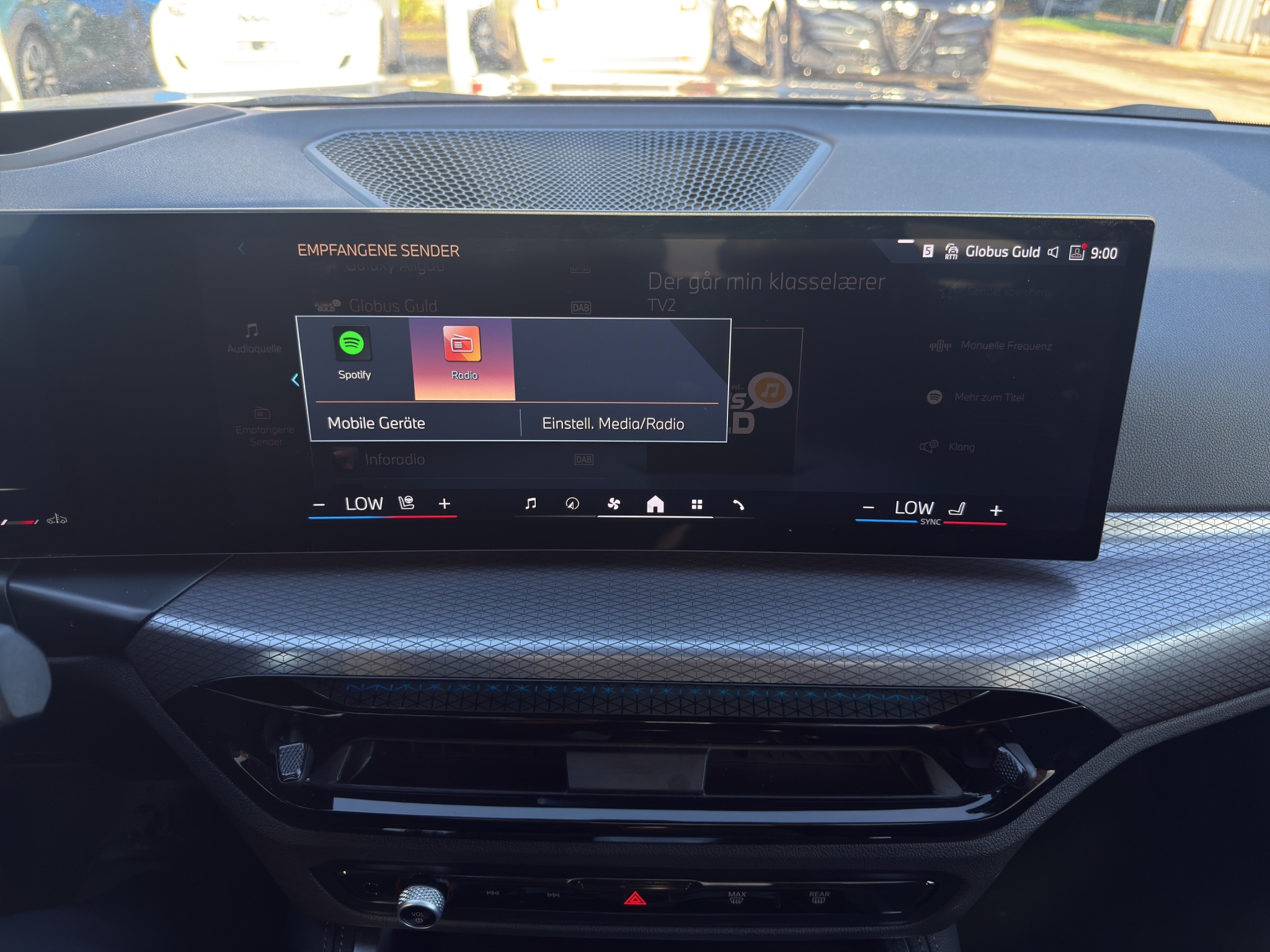 listing desktop thumbnail image 25