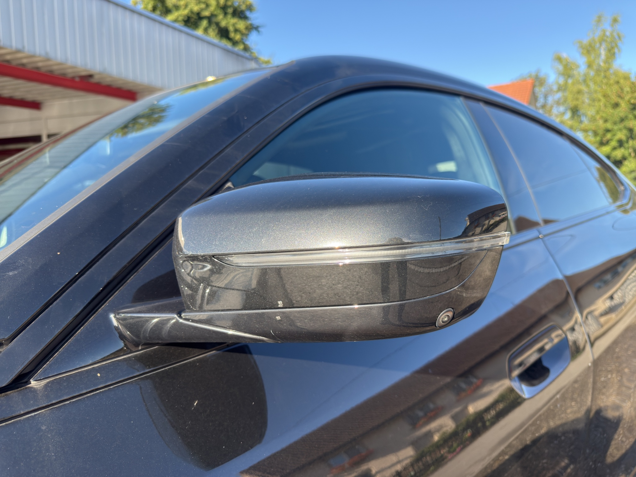 listing desktop thumbnail image 20