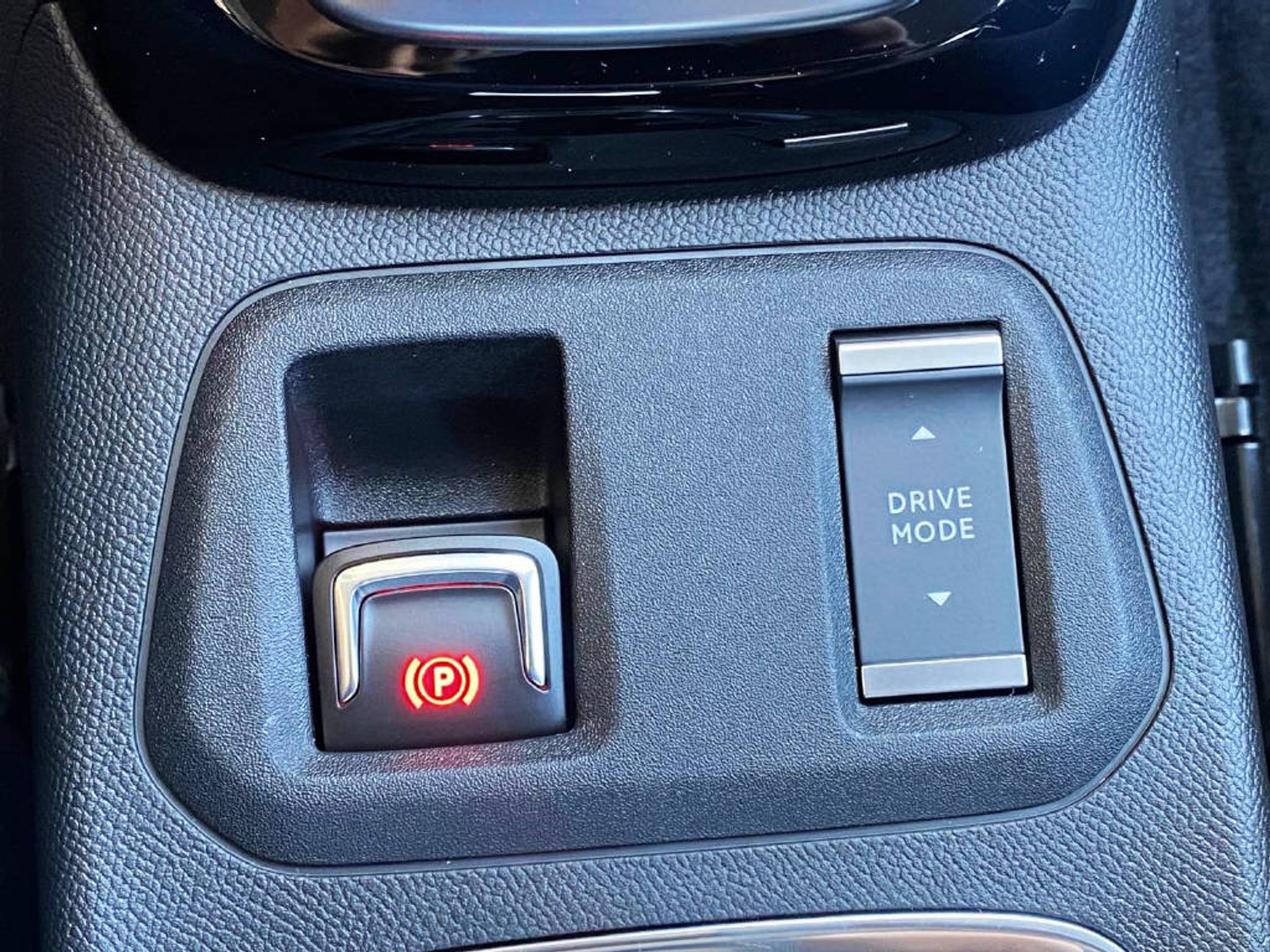 listing desktop thumbnail image 8