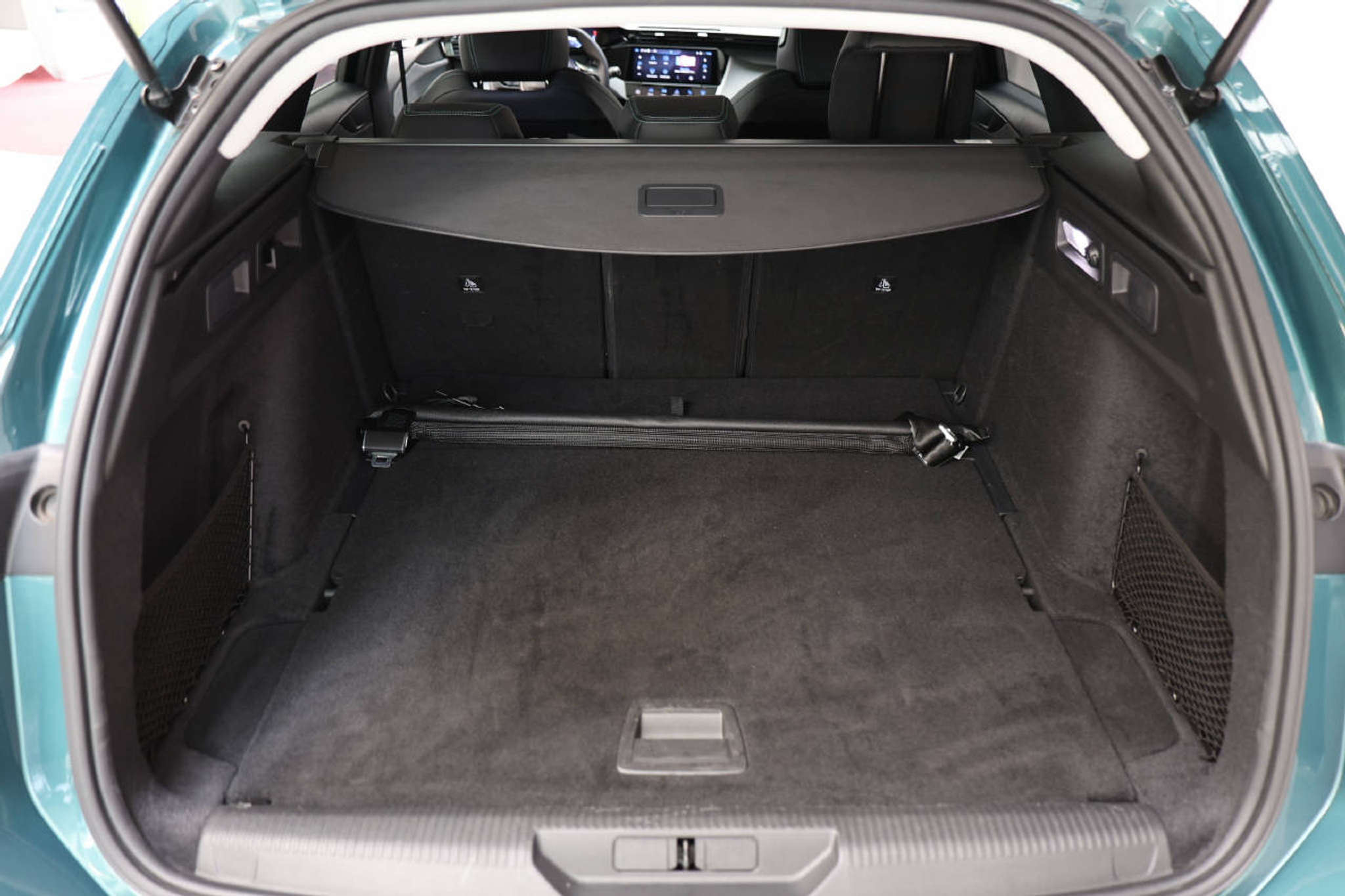 listing desktop thumbnail image 8