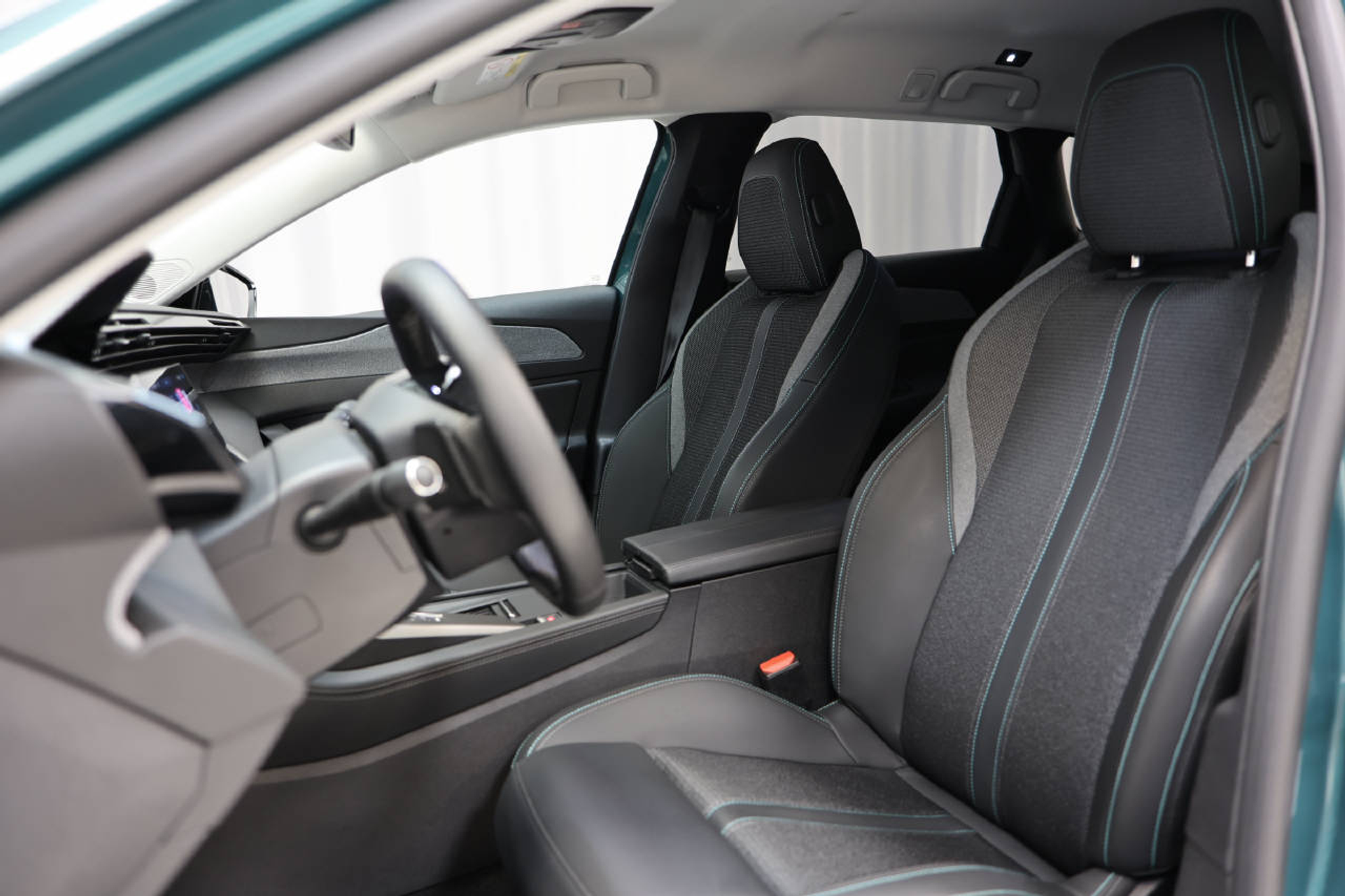 listing desktop thumbnail image 5