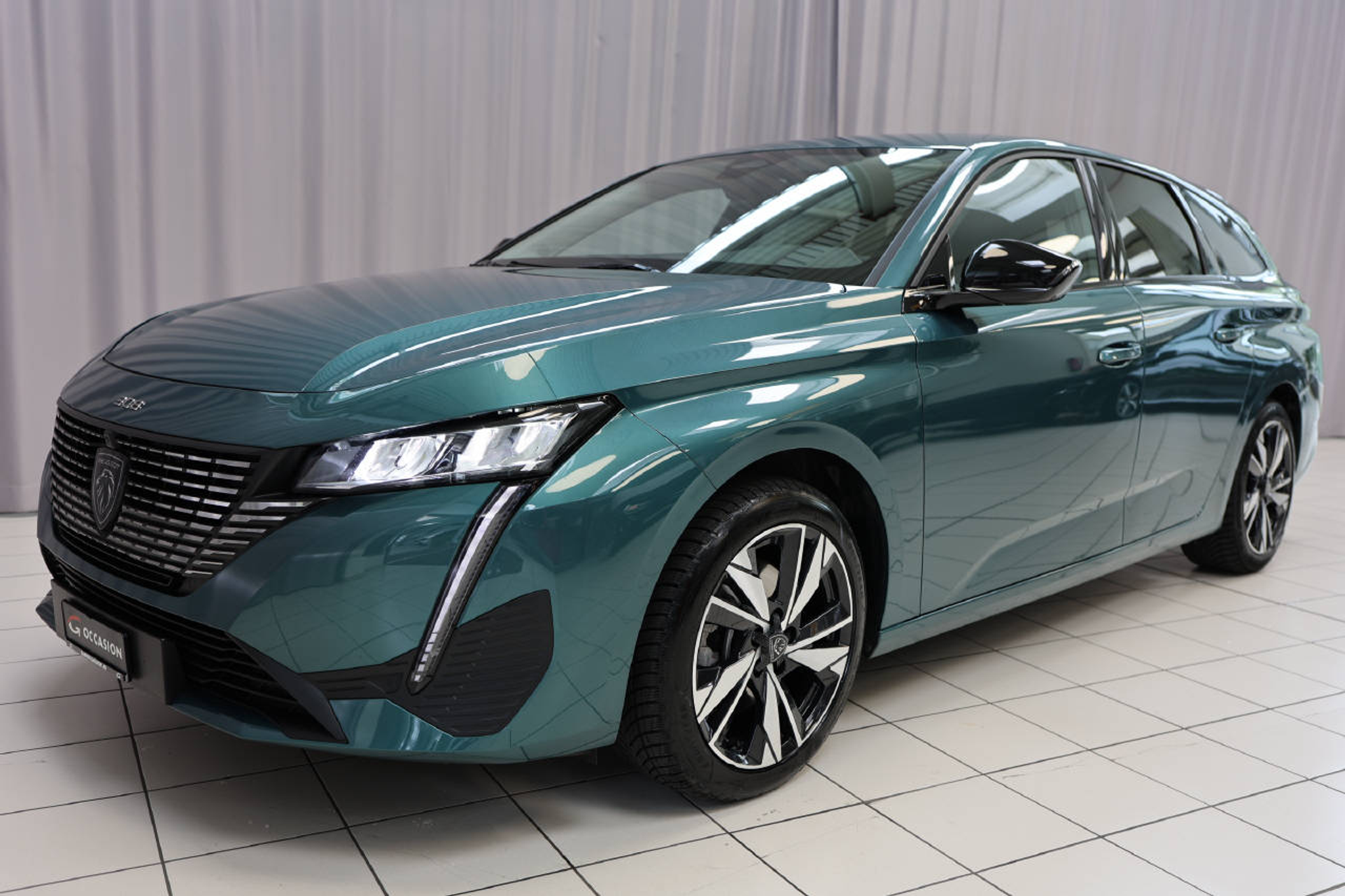 listing desktop thumbnail image 2