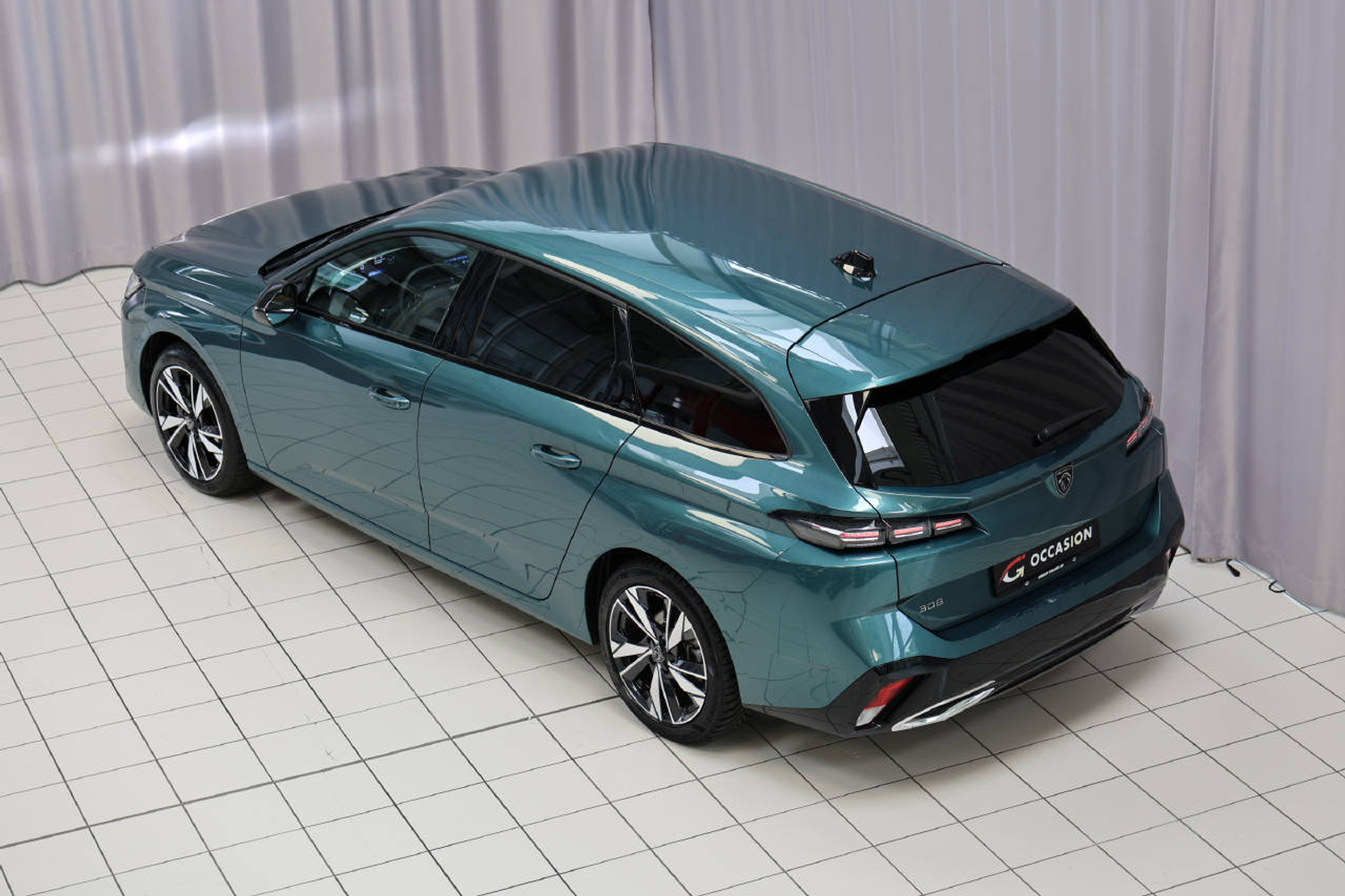 listing desktop thumbnail image 1