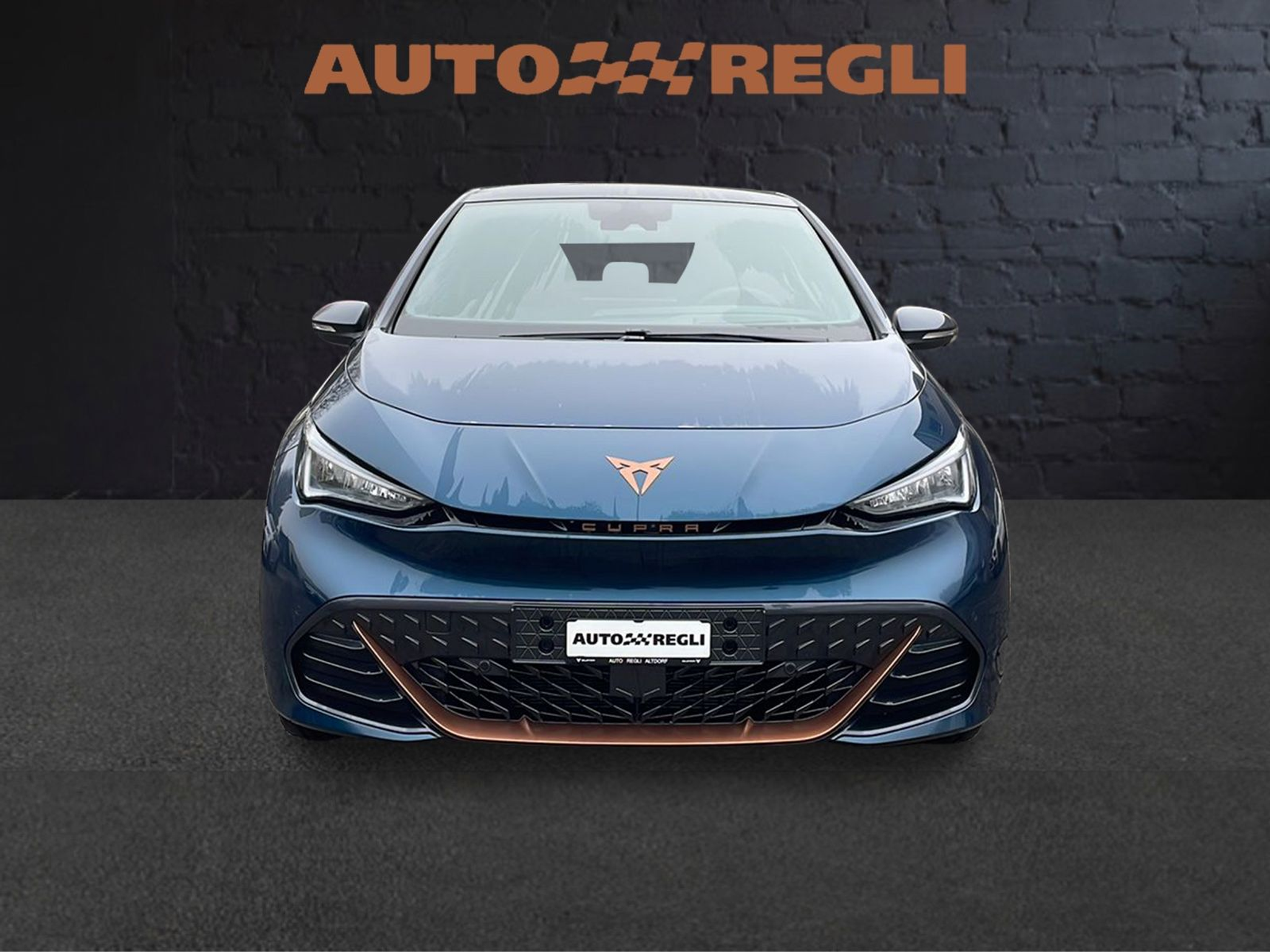 listing desktop thumbnail image 1