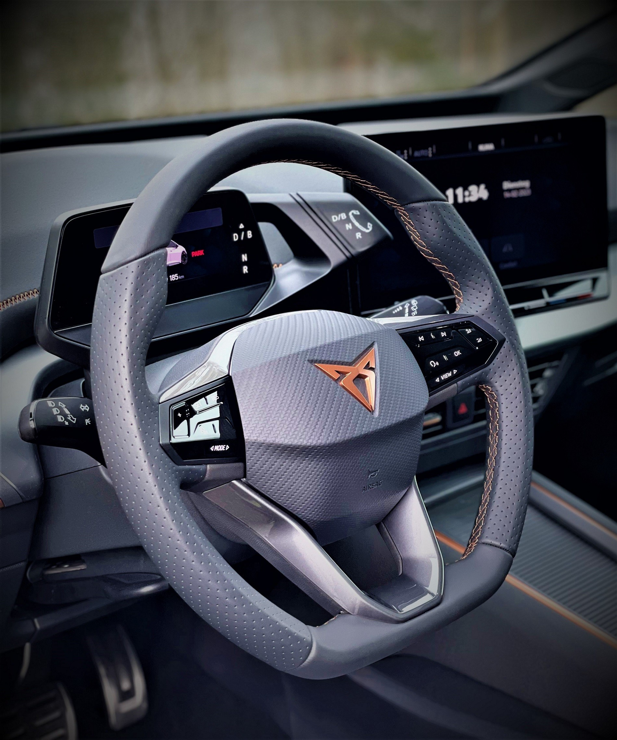 listing desktop thumbnail image 12