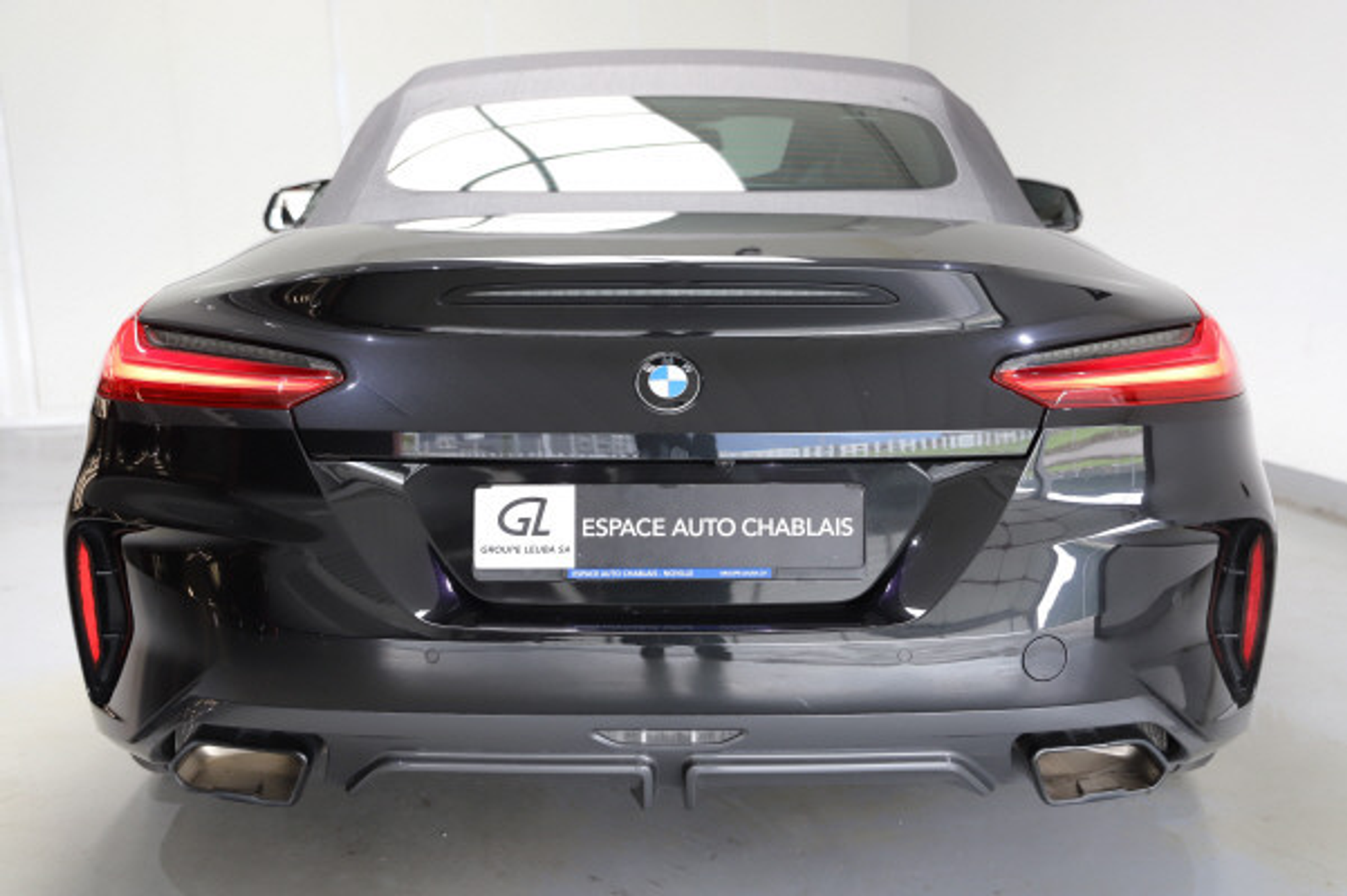 listing desktop thumbnail image 5