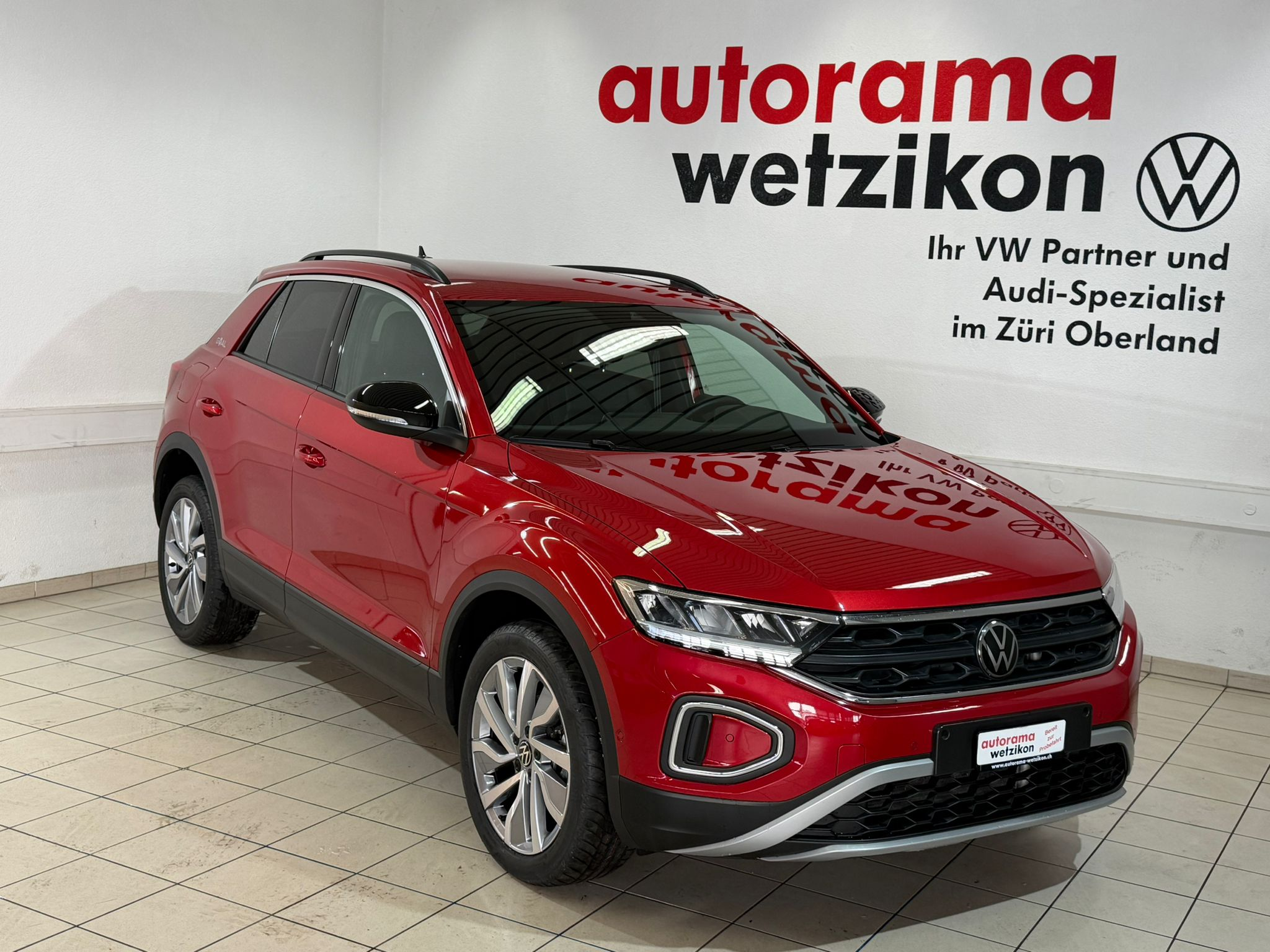 listing desktop thumbnail image 1