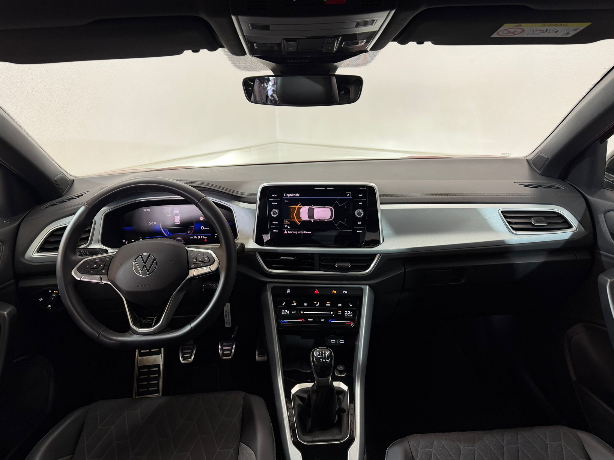 listing desktop thumbnail image 7