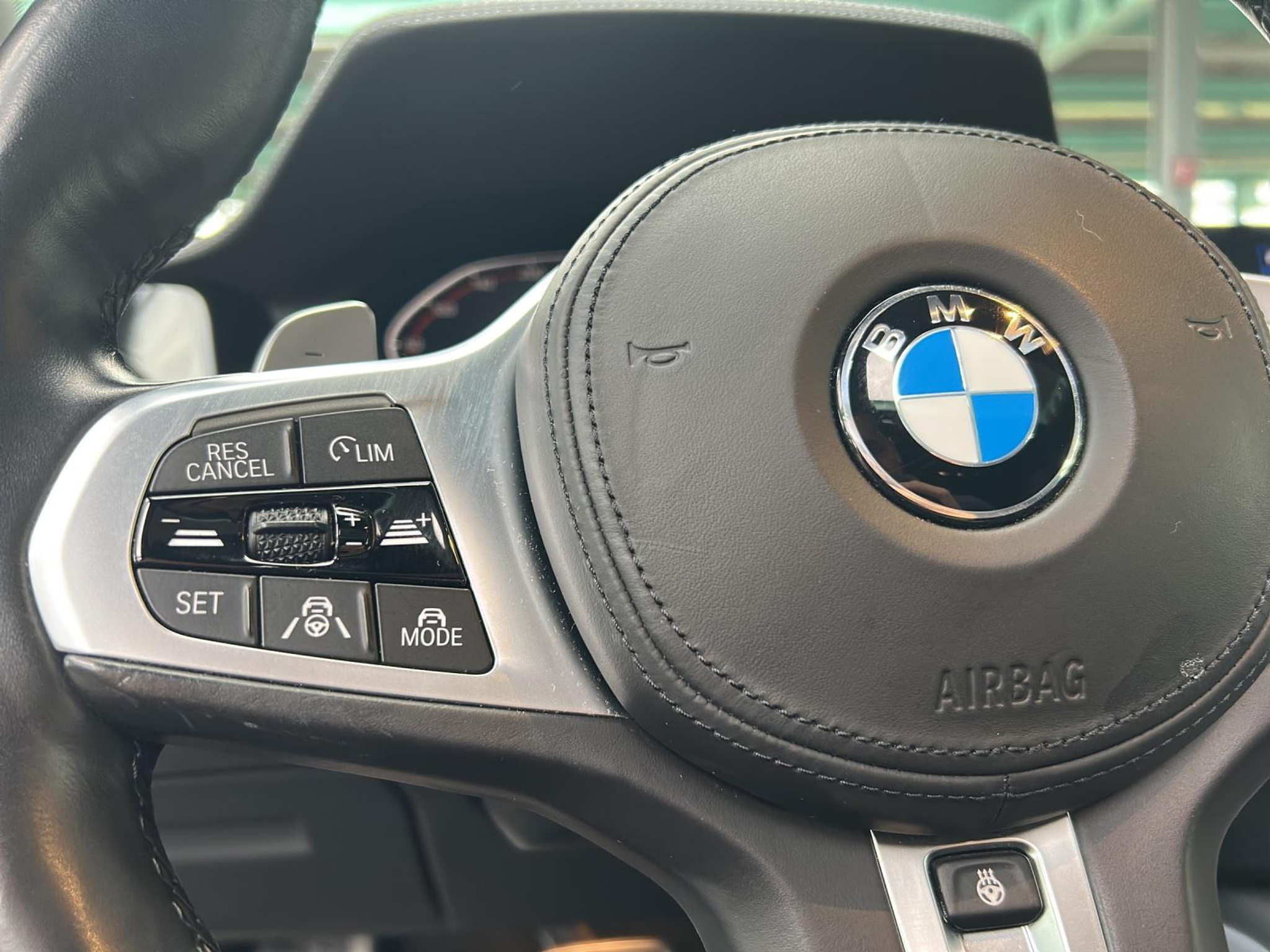 listing desktop thumbnail image 16