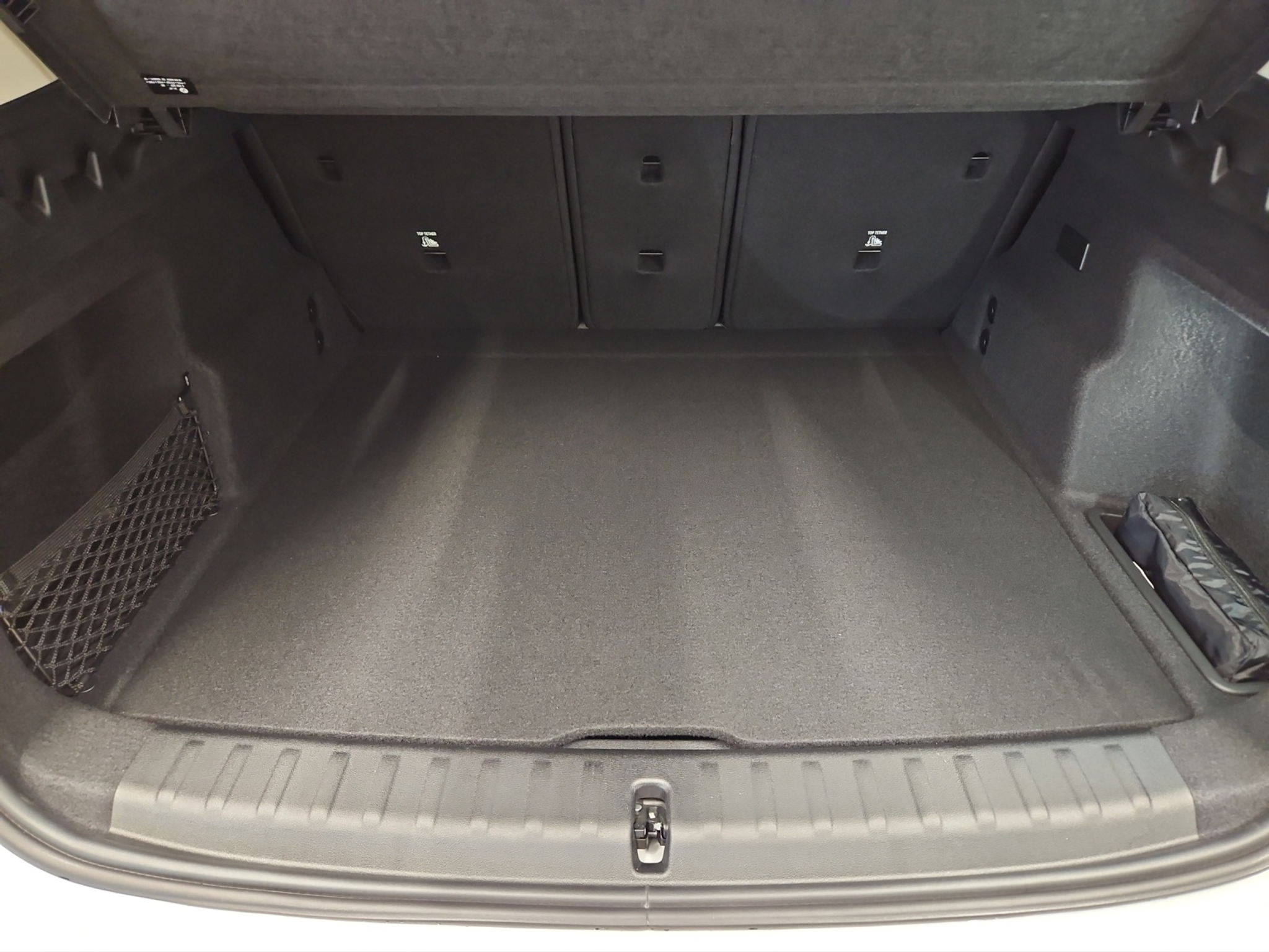 listing desktop thumbnail image 14