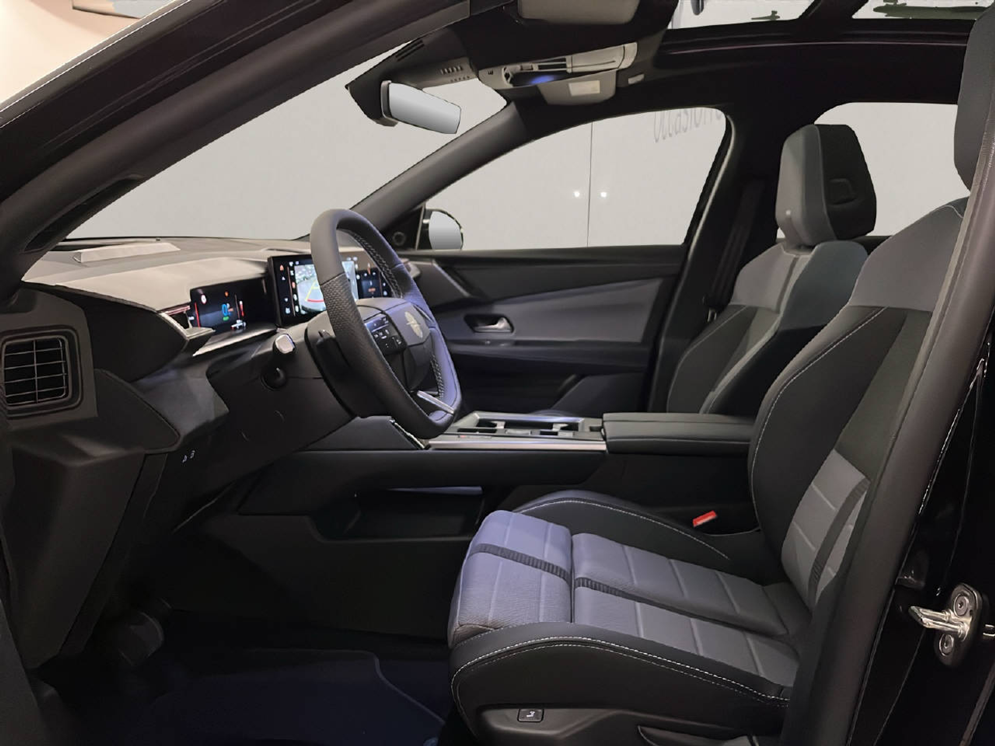 listing desktop thumbnail image 4