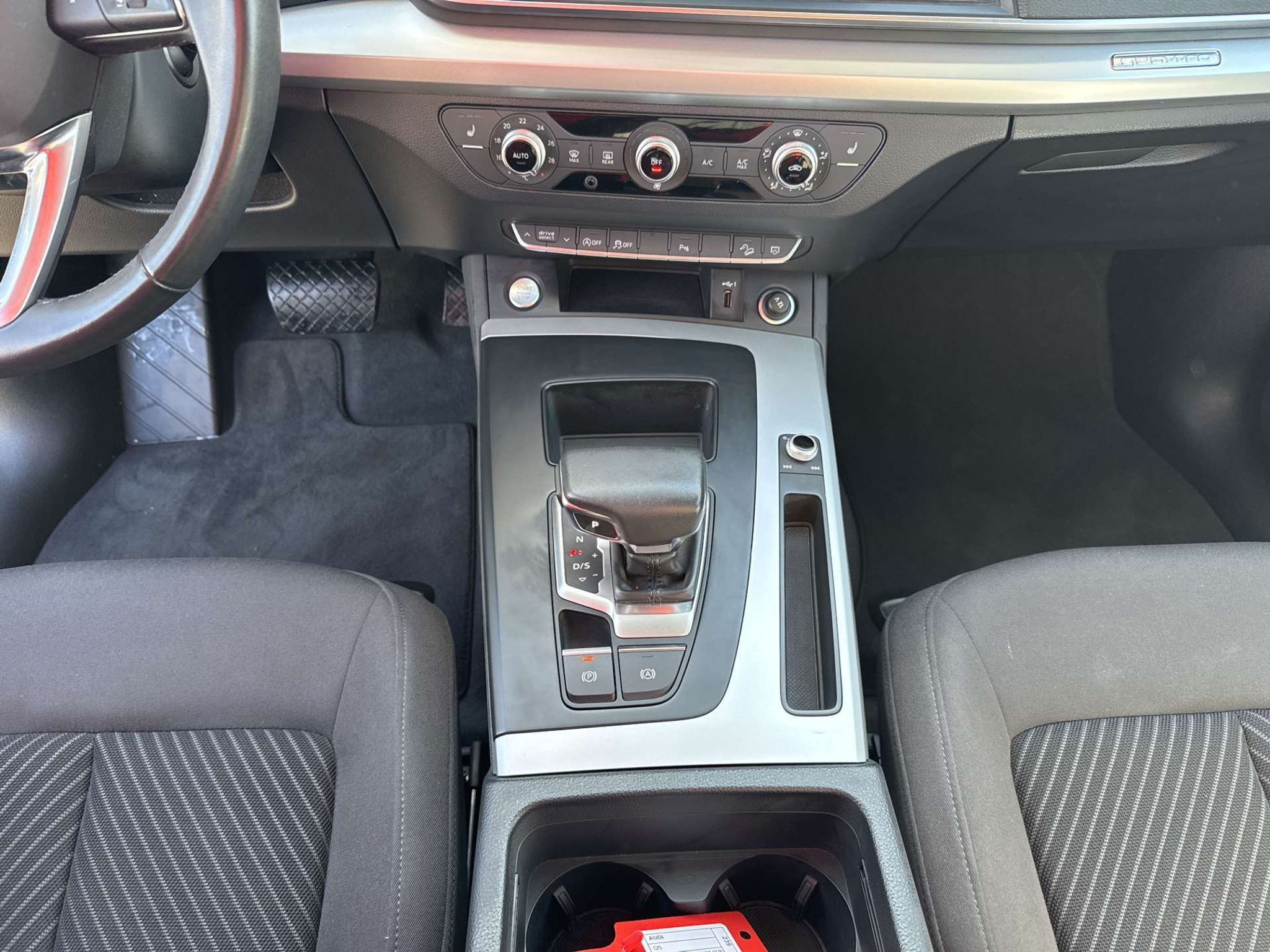 listing desktop thumbnail image 11