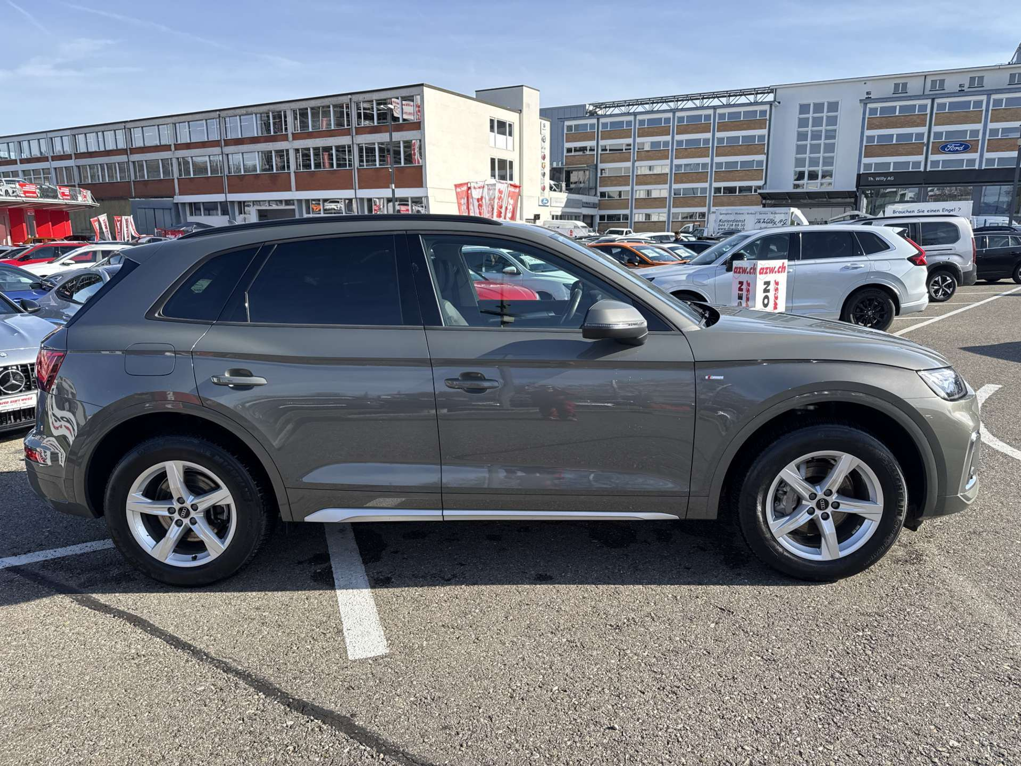 listing desktop thumbnail image 10