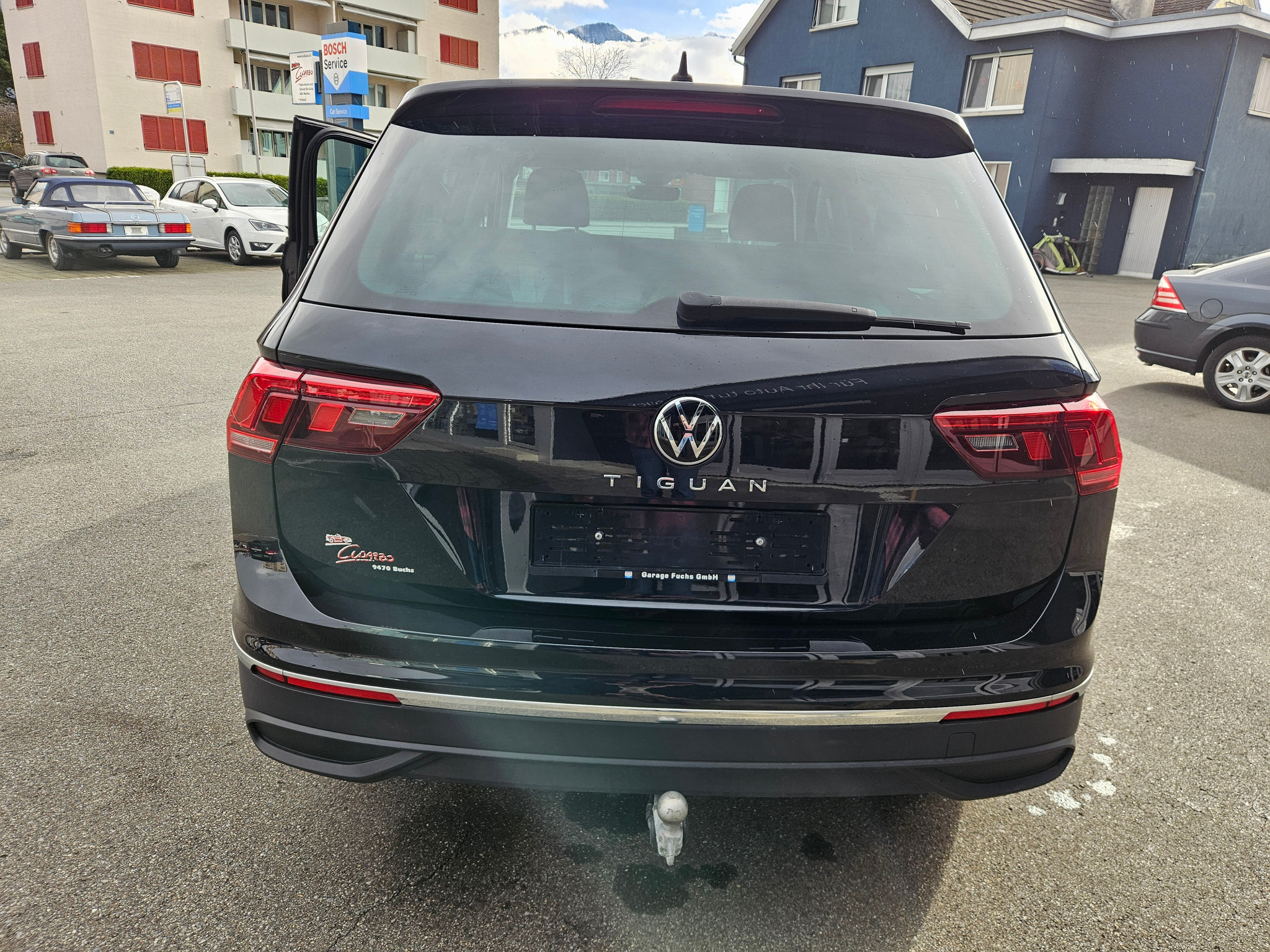 listing desktop thumbnail image 4