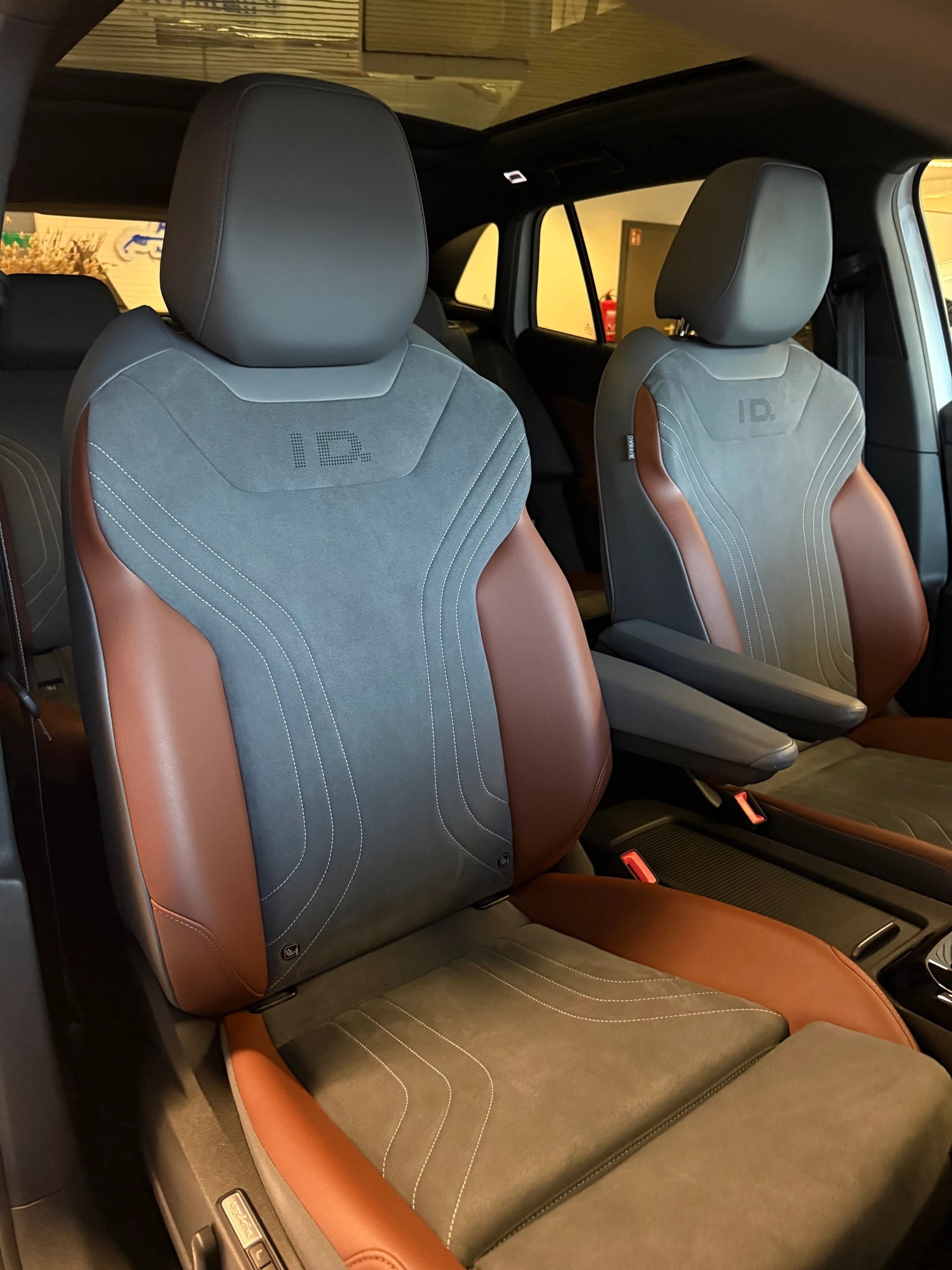 listing desktop thumbnail image 12