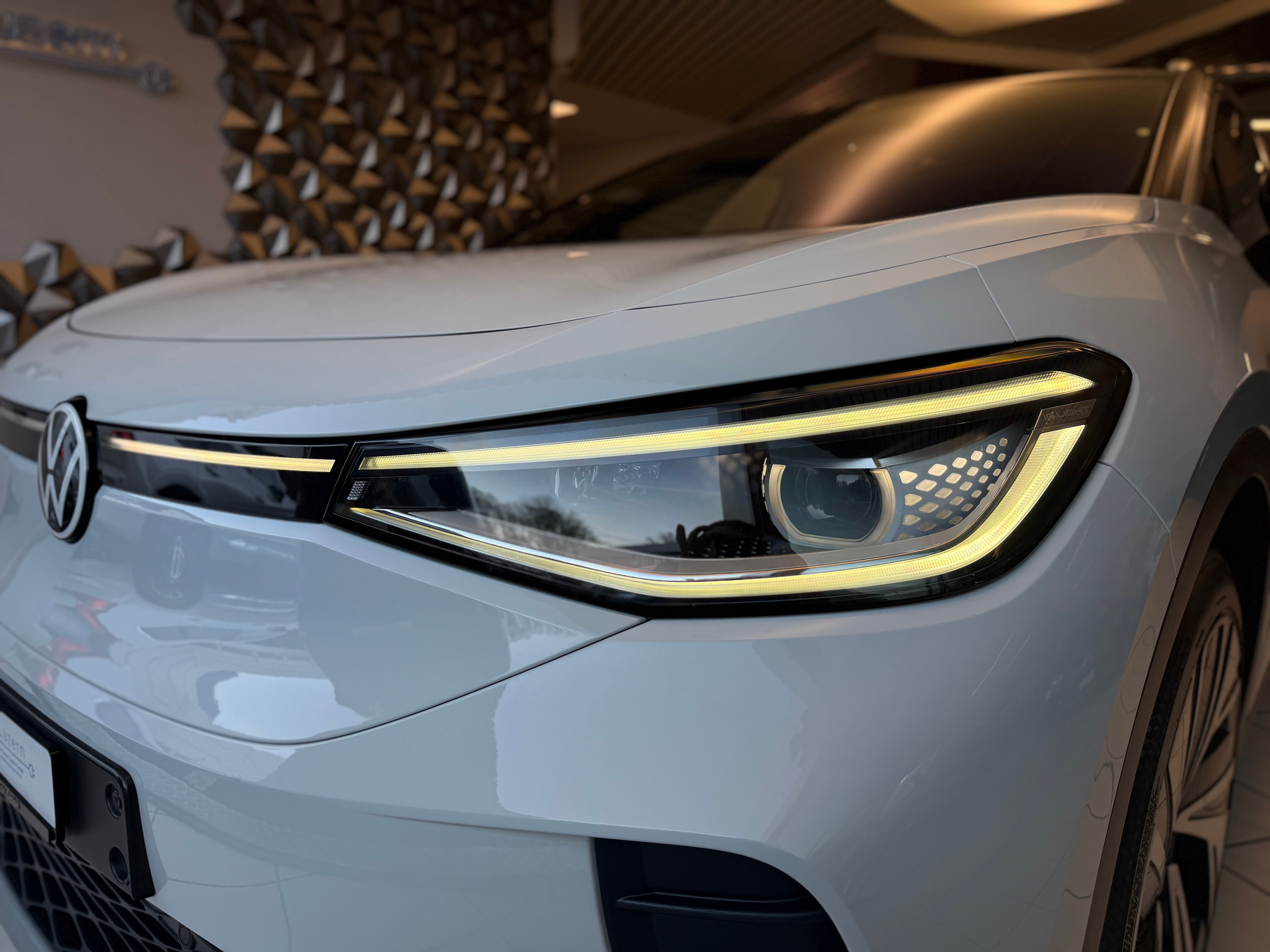 listing desktop thumbnail image 22