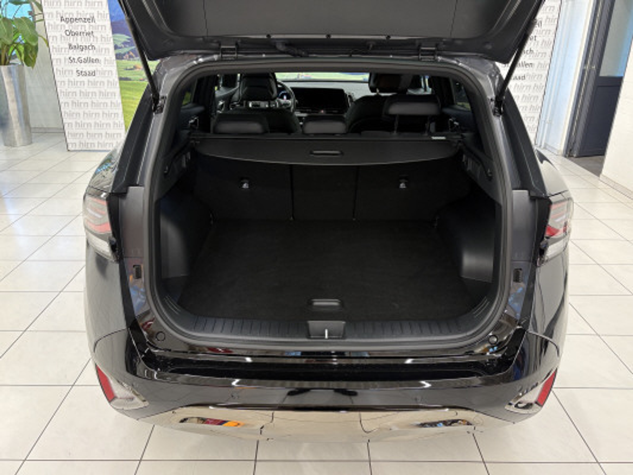 listing desktop thumbnail image 7