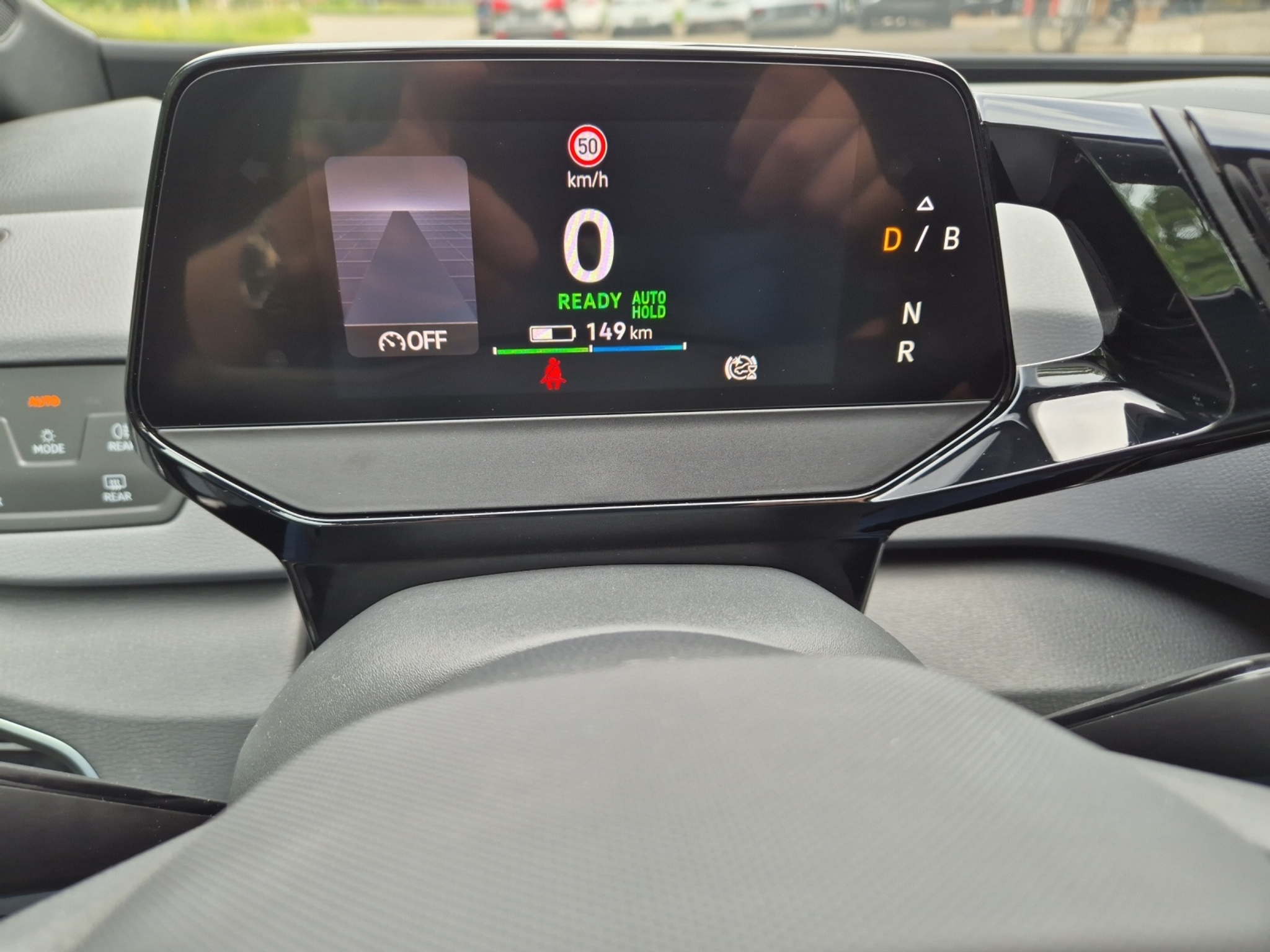 listing desktop thumbnail image 16