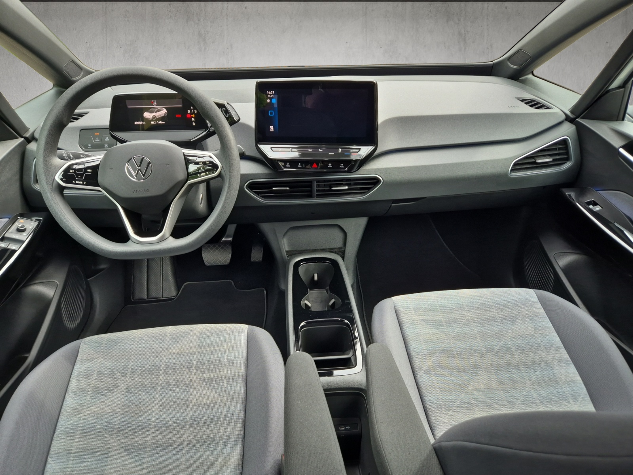 listing desktop thumbnail image 9