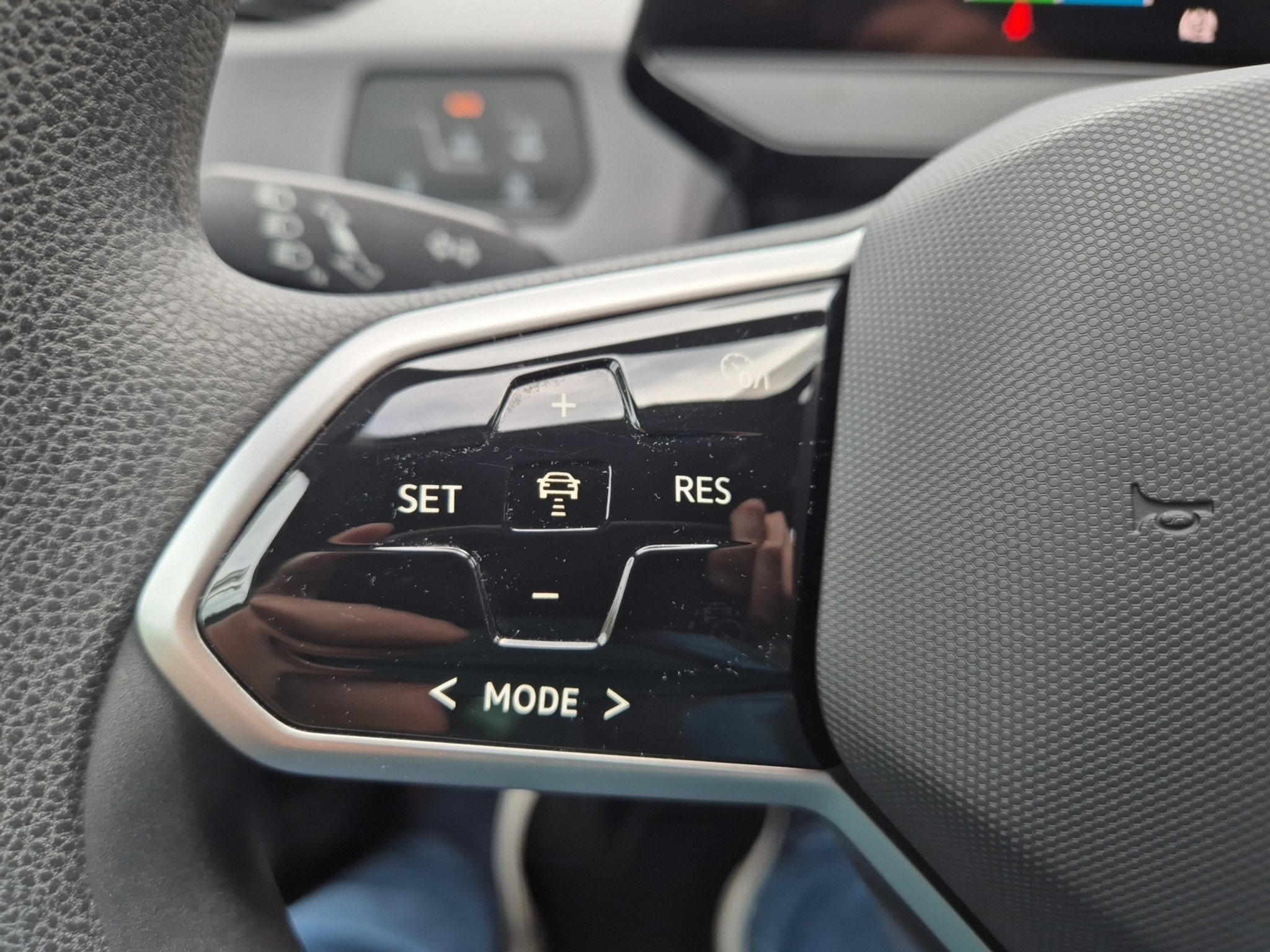 listing desktop thumbnail image 19