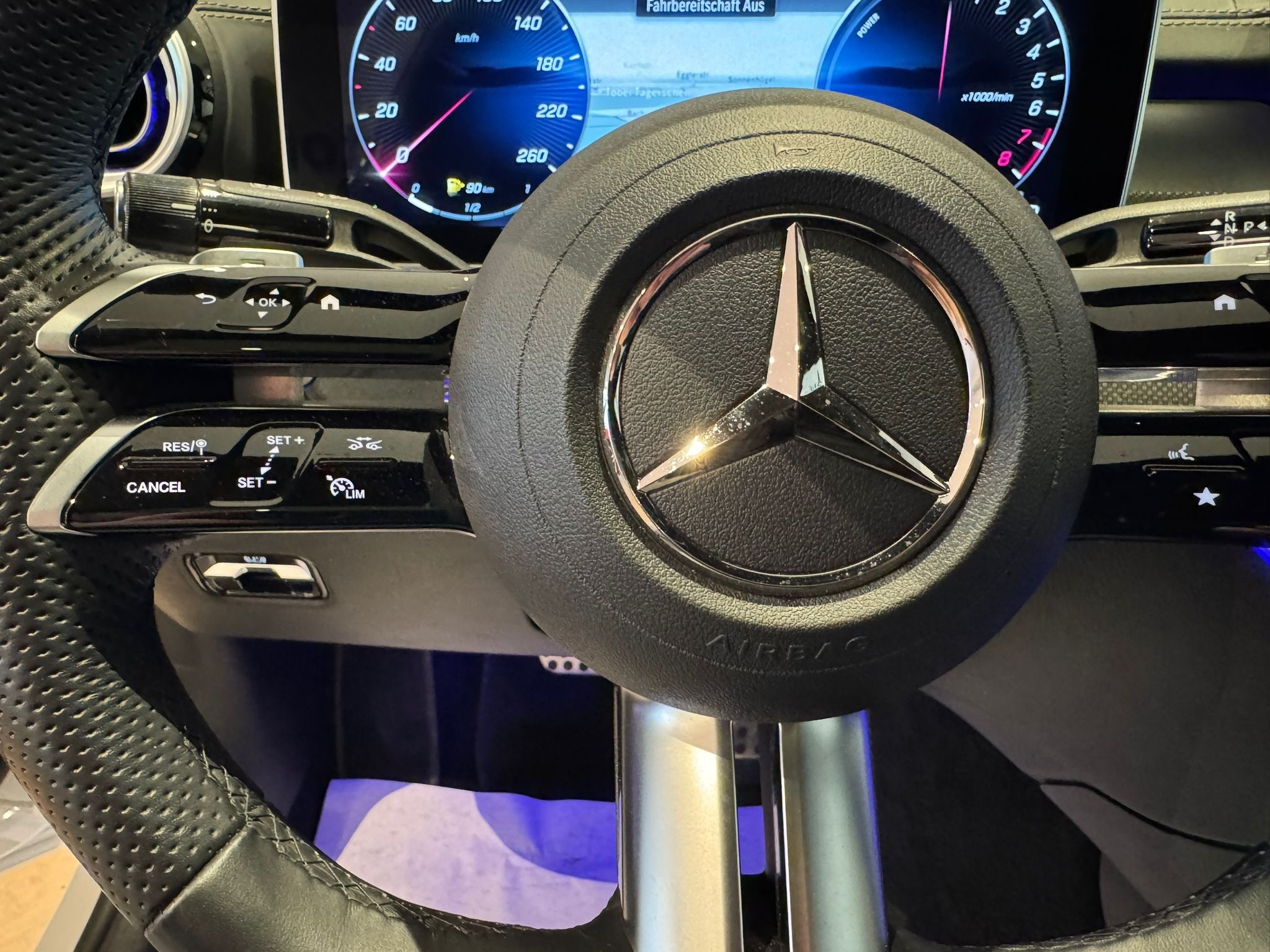 listing desktop thumbnail image 25