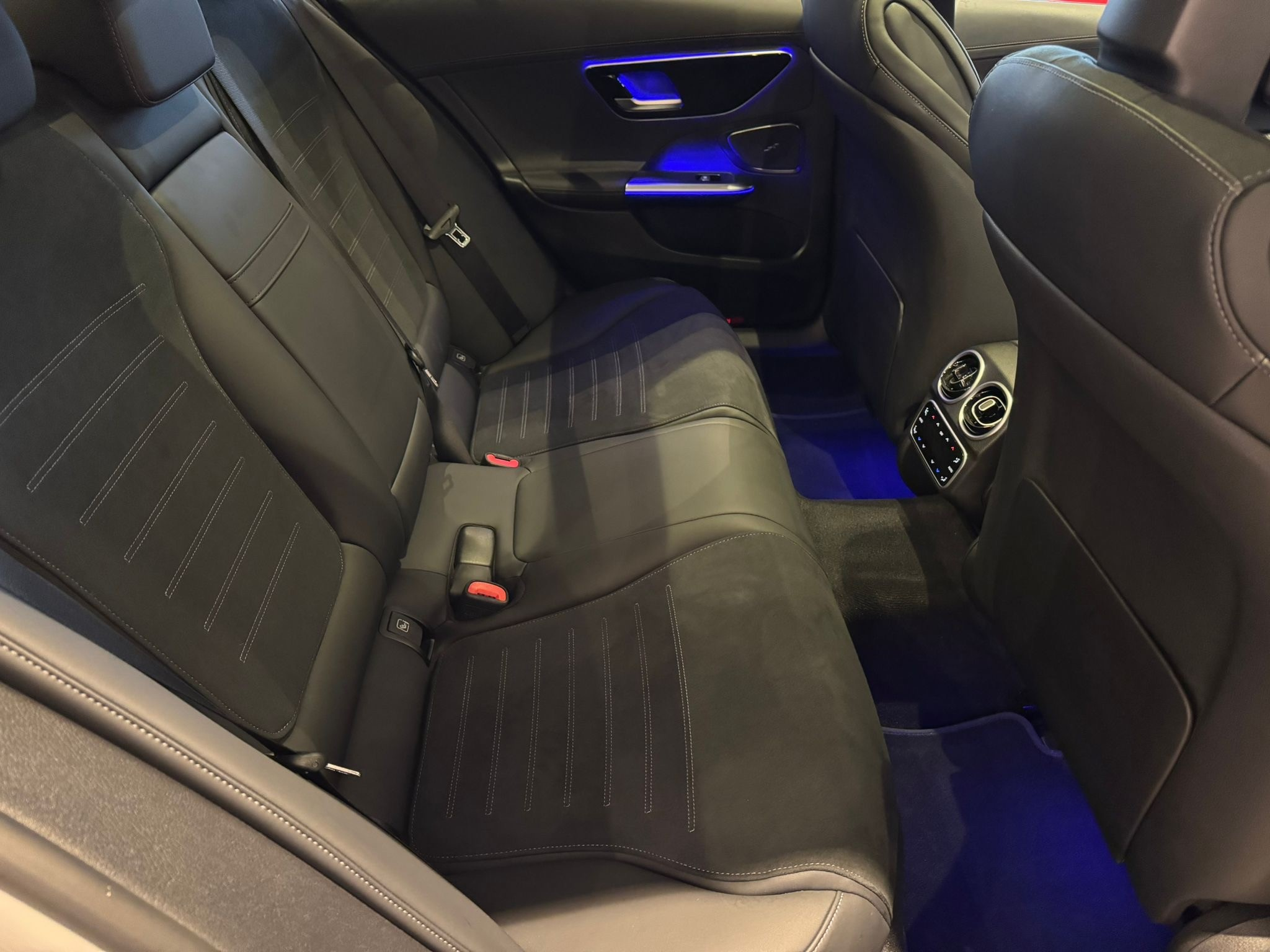 listing desktop thumbnail image 11