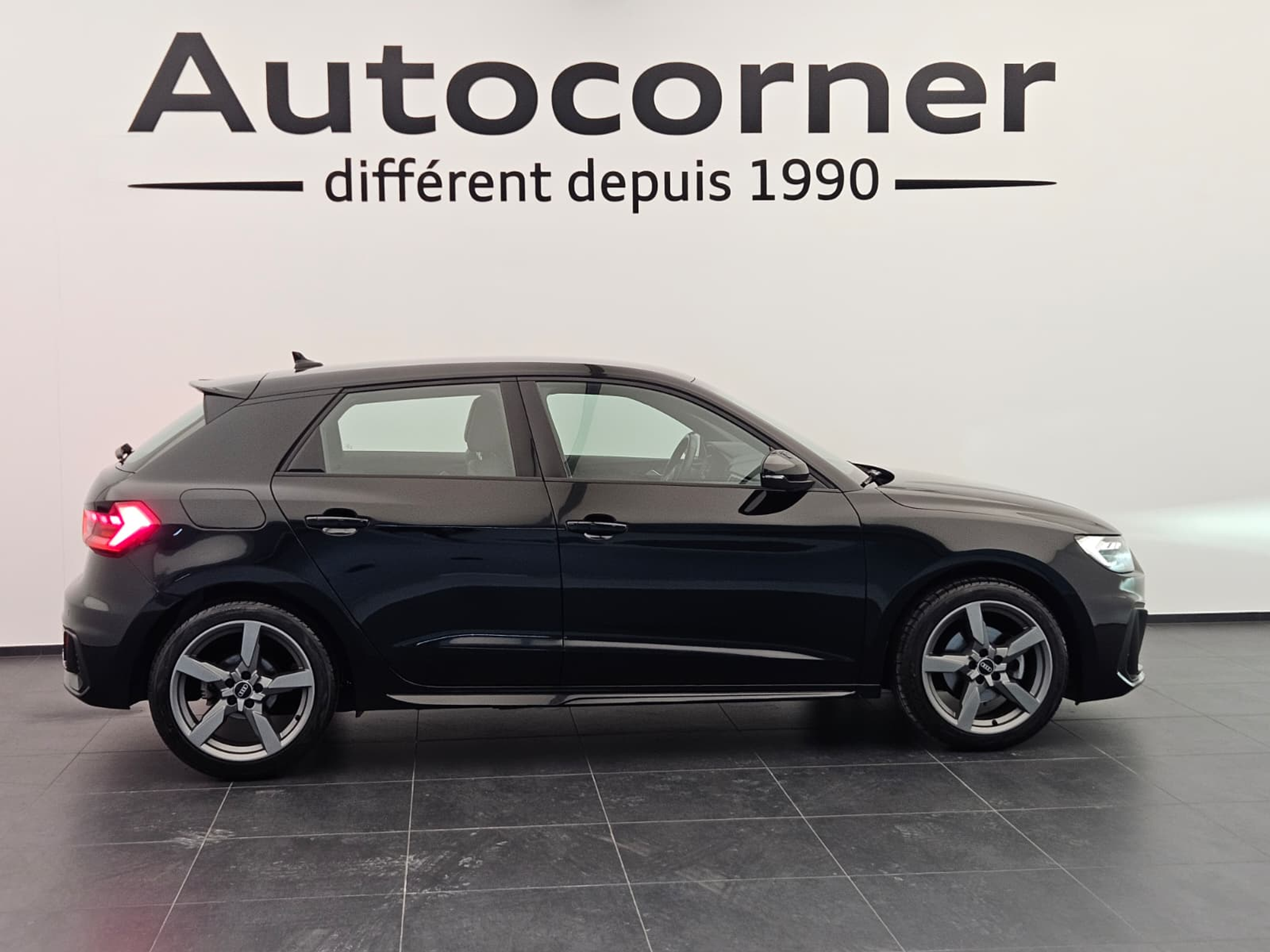 listing desktop thumbnail image 5