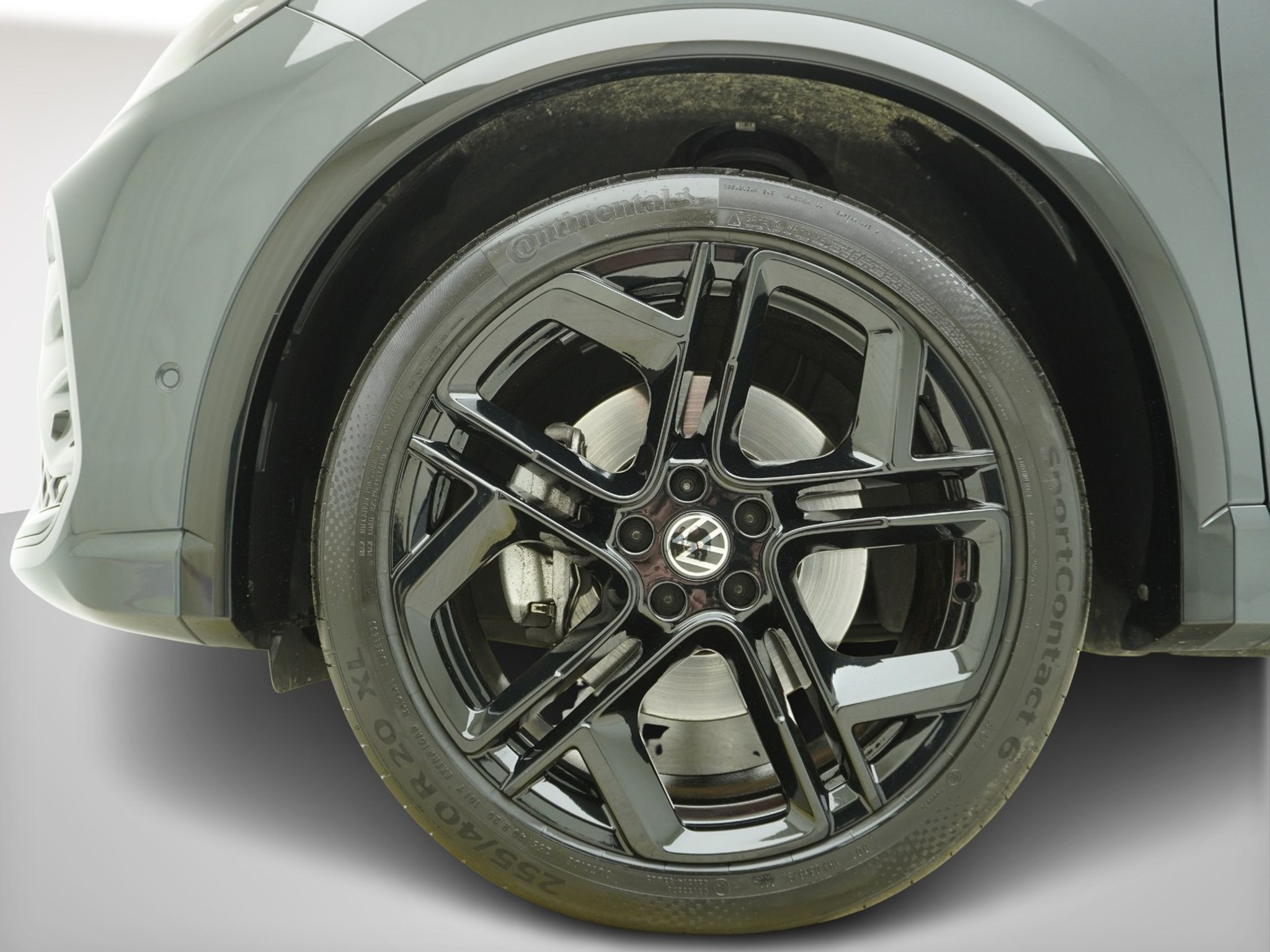 listing desktop thumbnail image 6