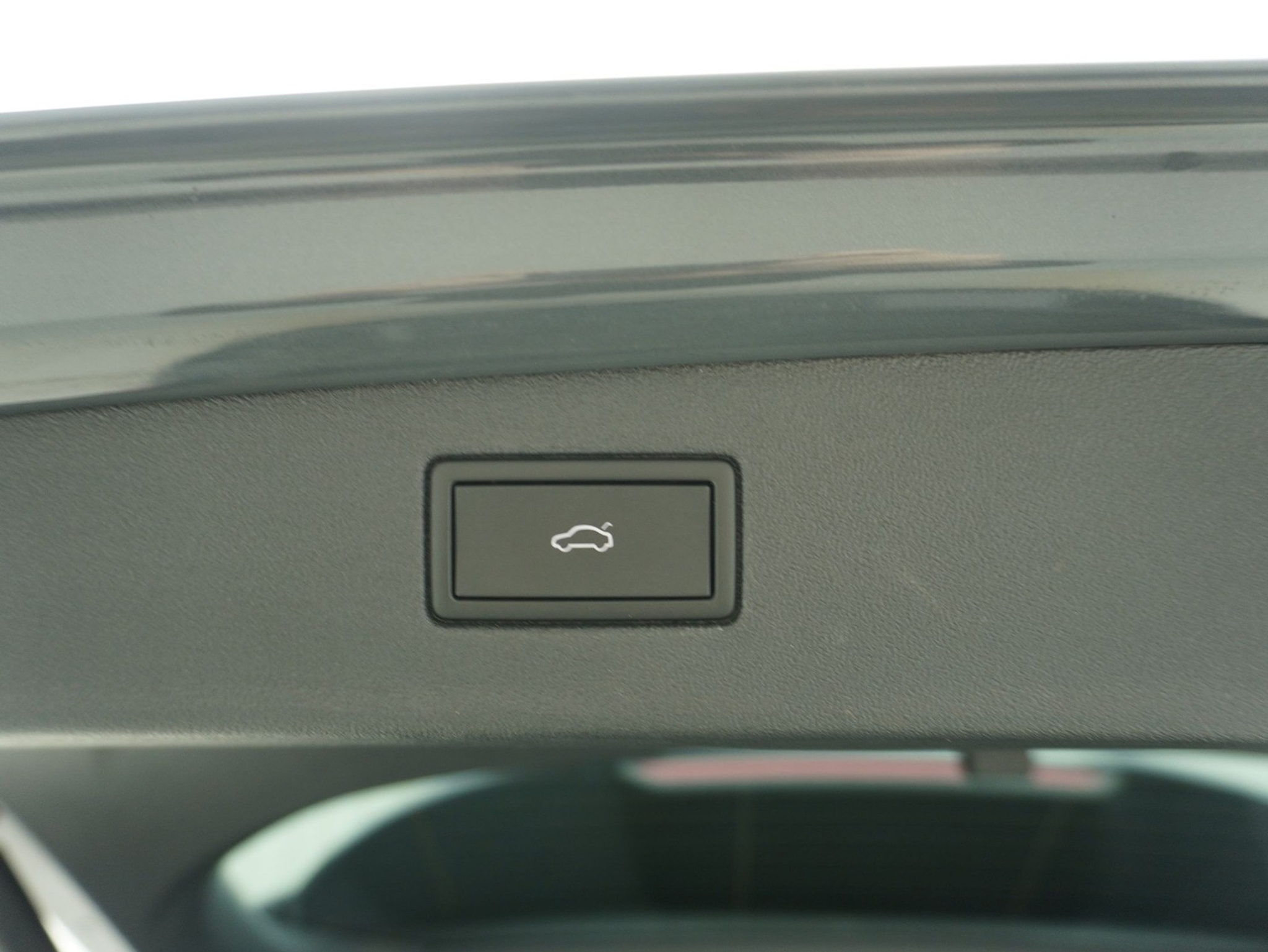 listing desktop thumbnail image 8