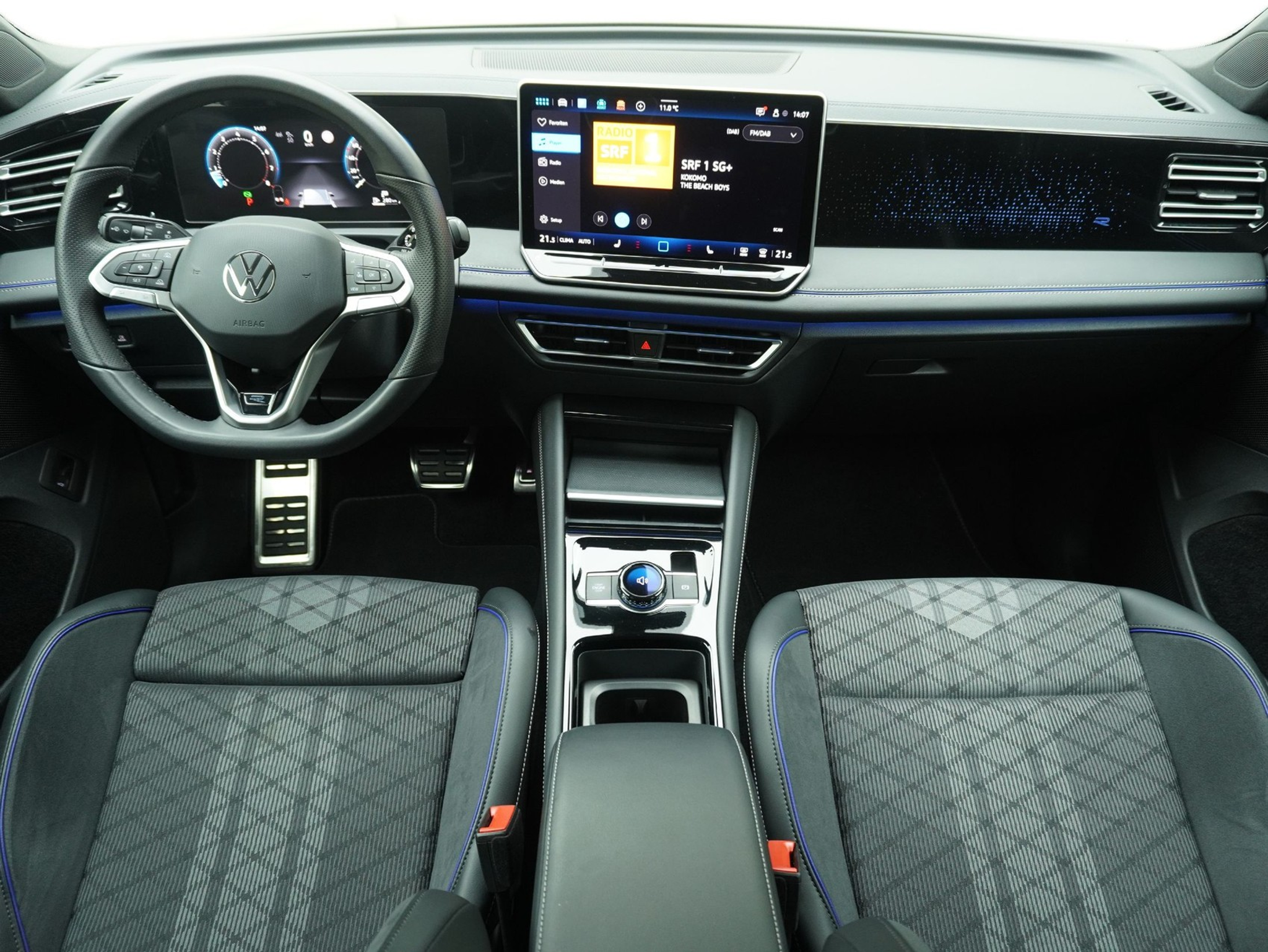 listing desktop thumbnail image 13