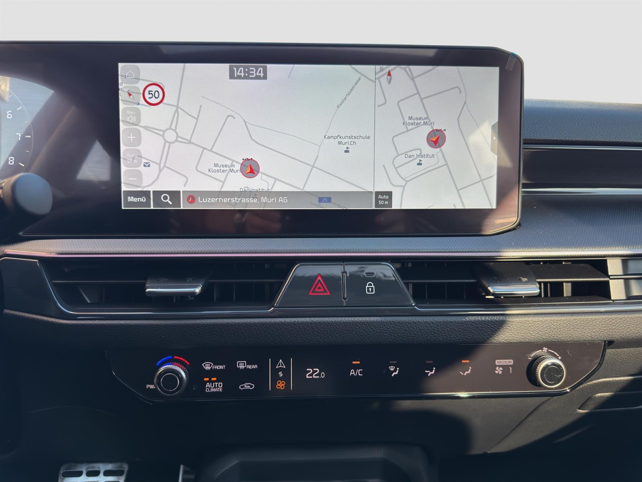 listing desktop thumbnail image 11