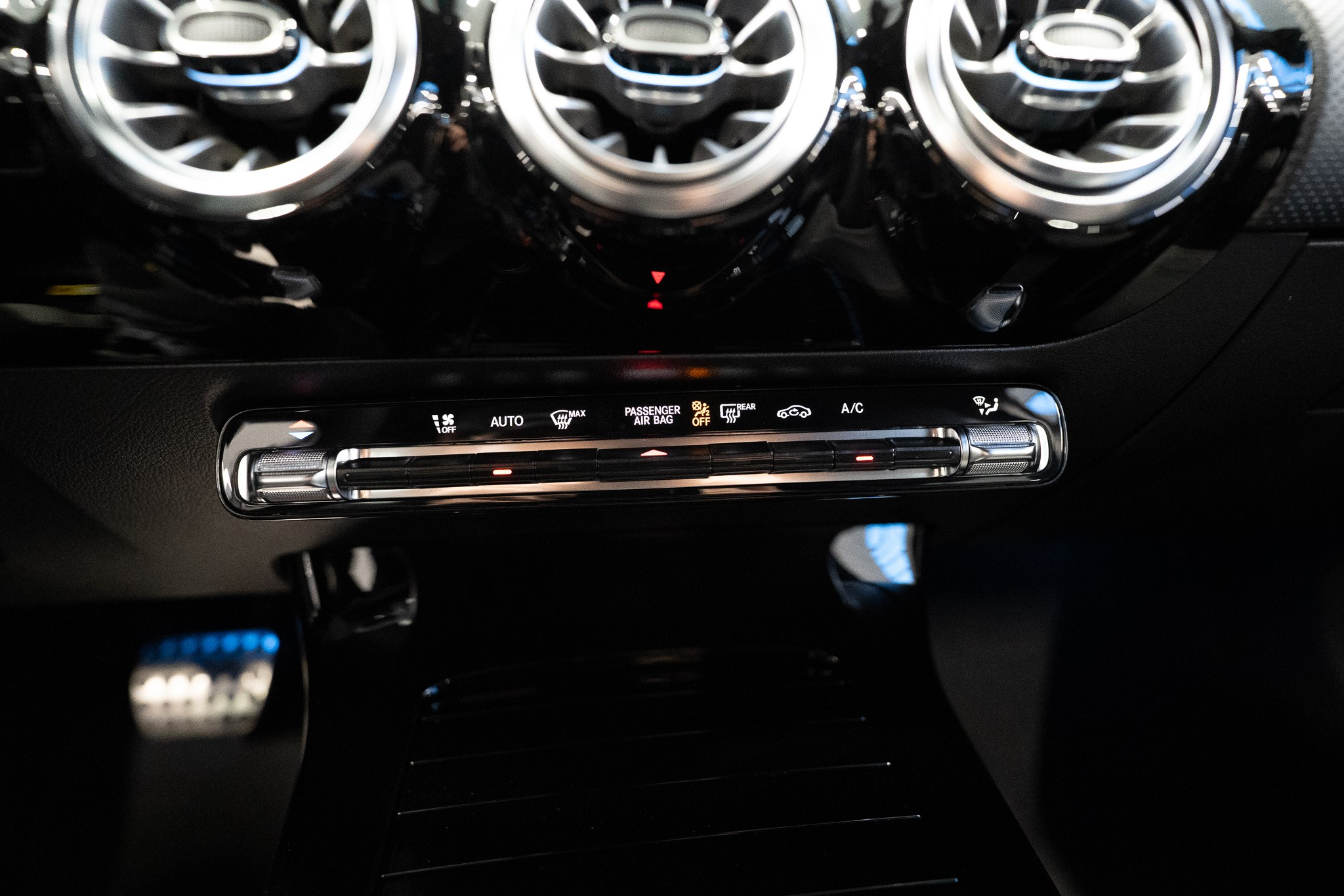 listing desktop thumbnail image 18