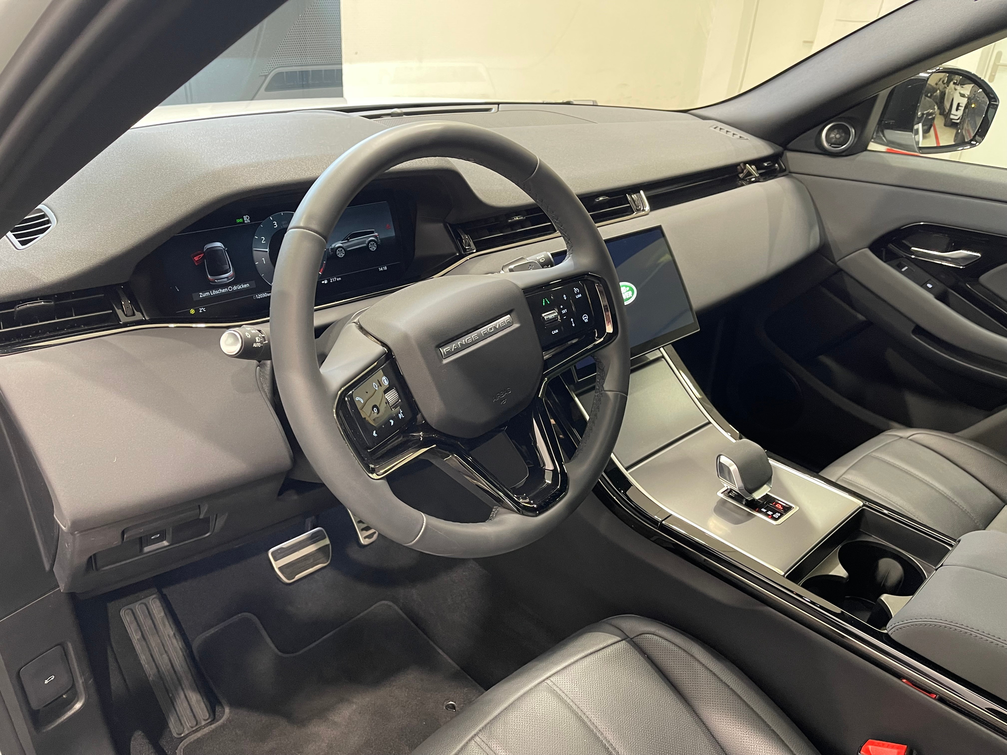 listing desktop thumbnail image 8