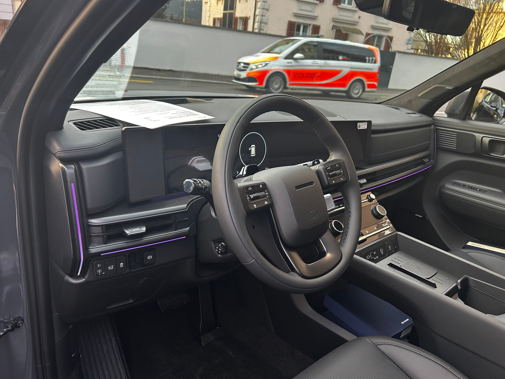 listing desktop thumbnail image 13