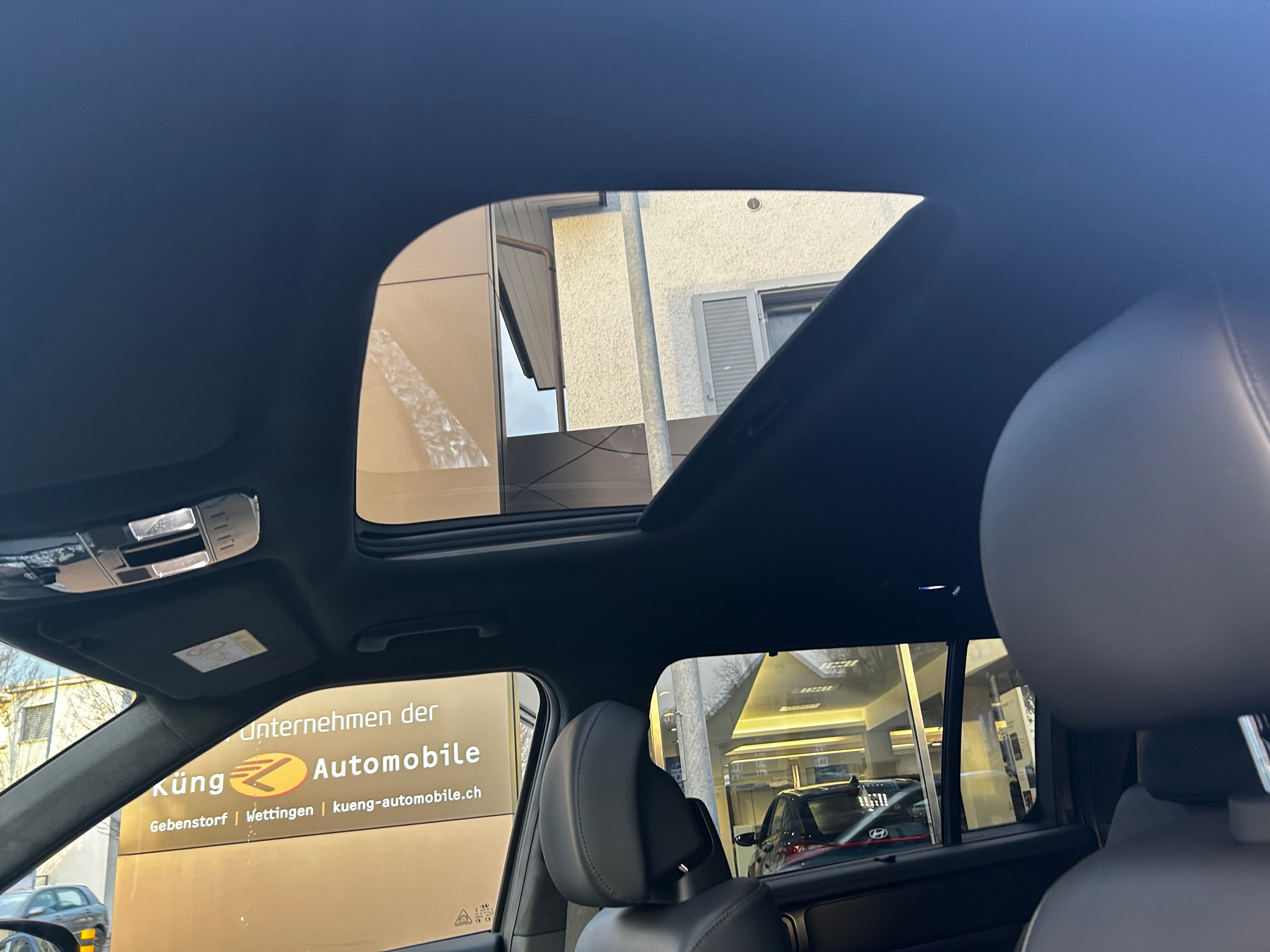 listing desktop thumbnail image 14