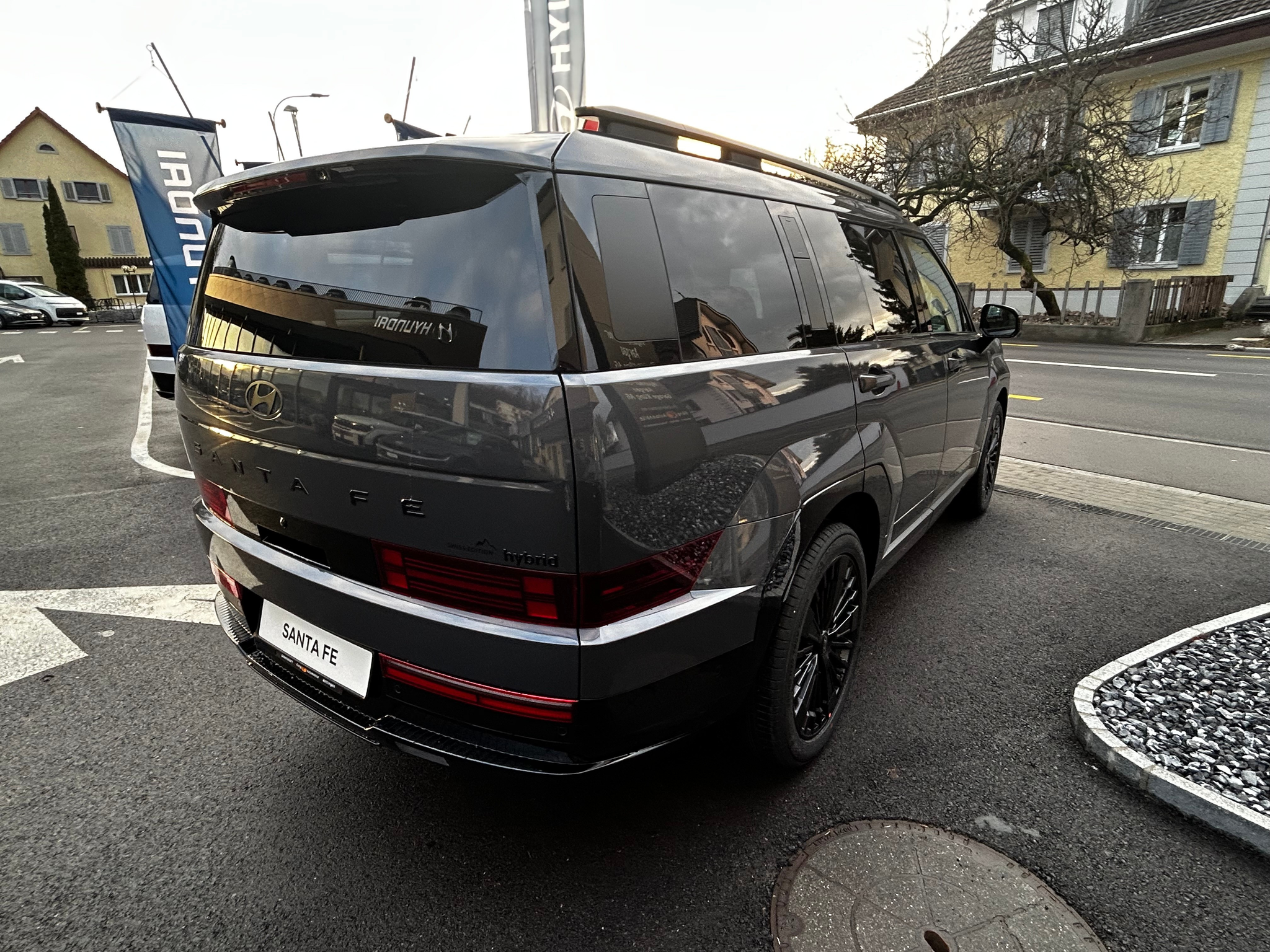 listing desktop thumbnail image 6